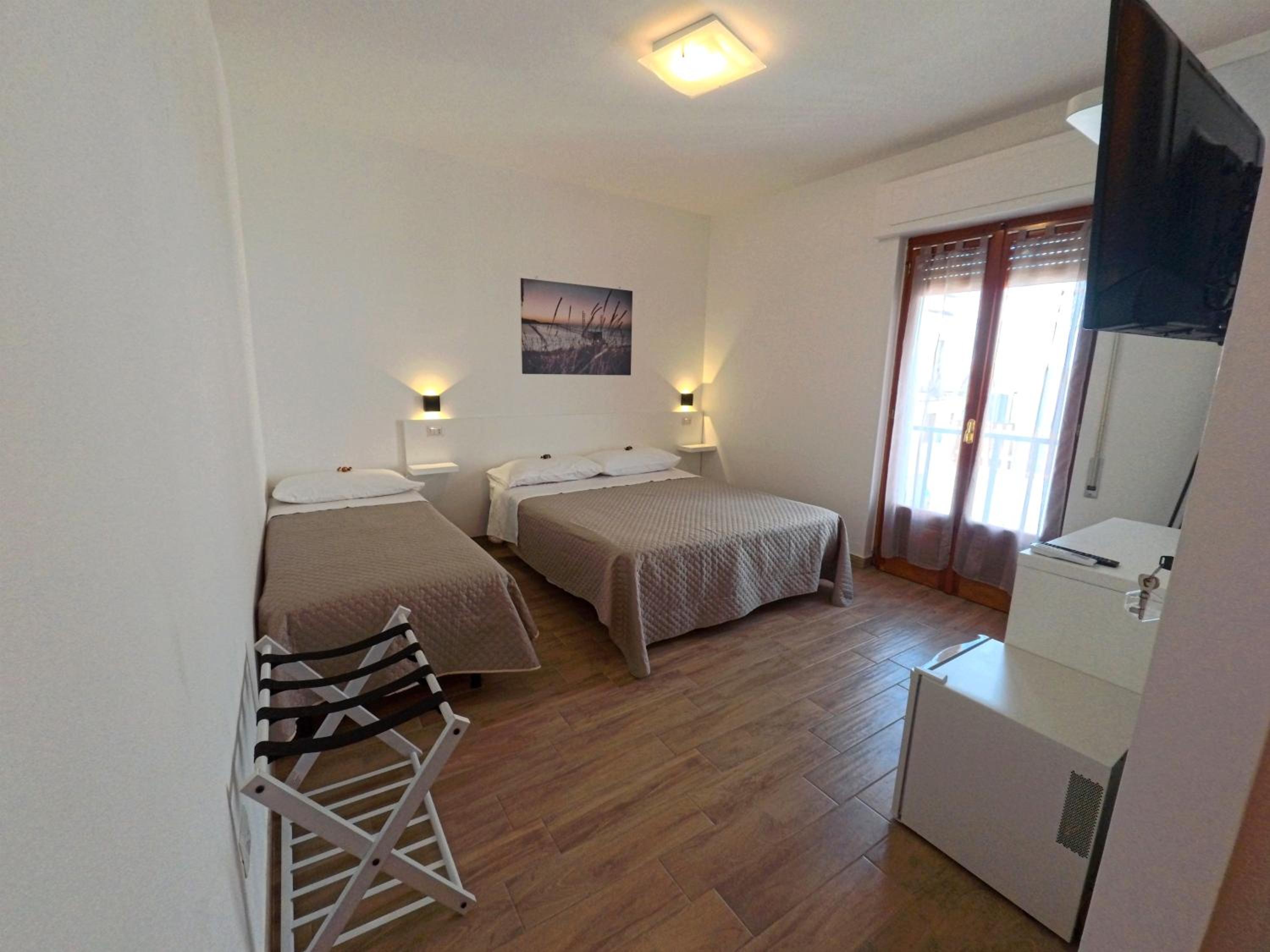 Triple Room with Balcony photo 1
