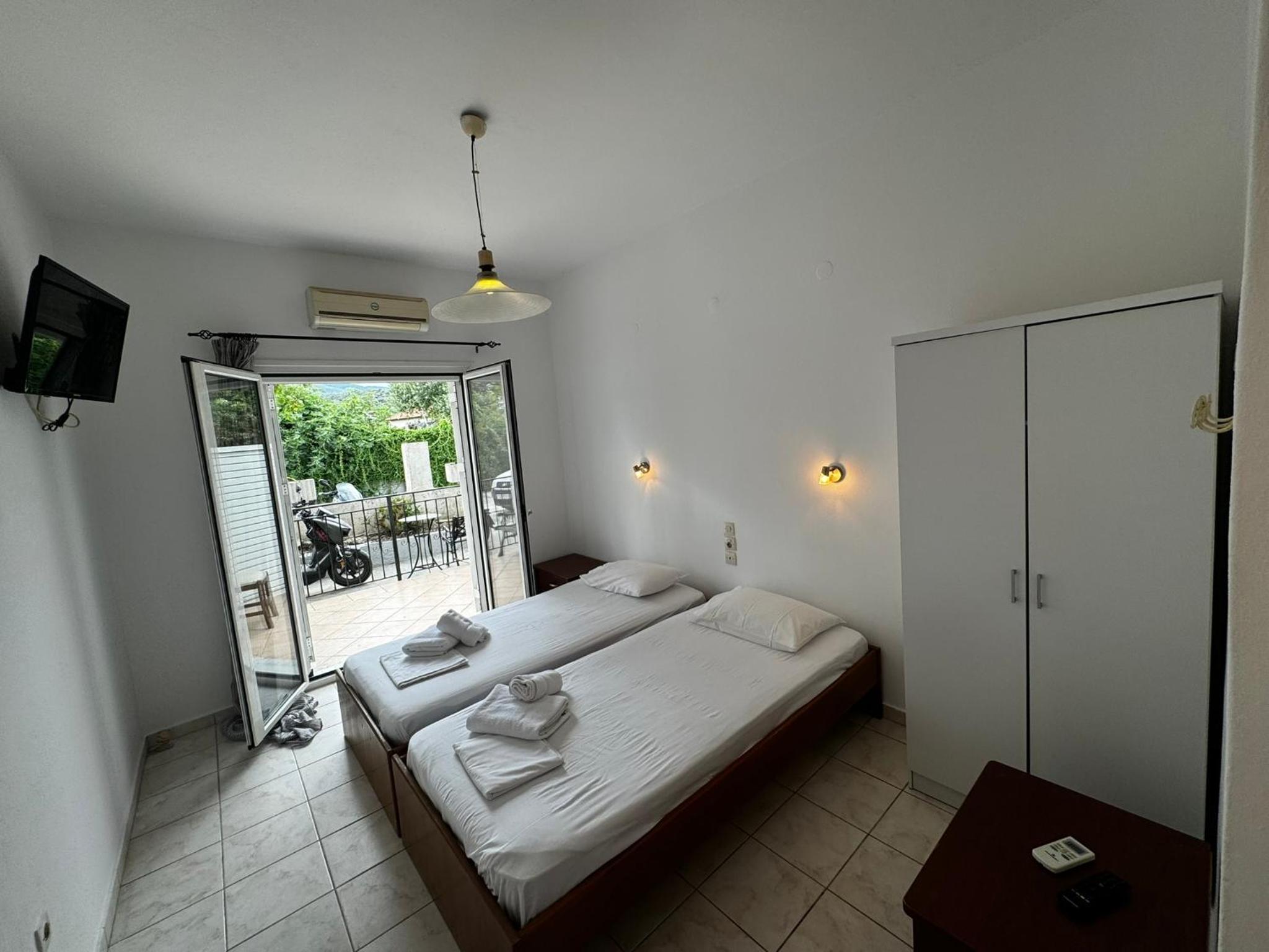 Twin Room With Terrace