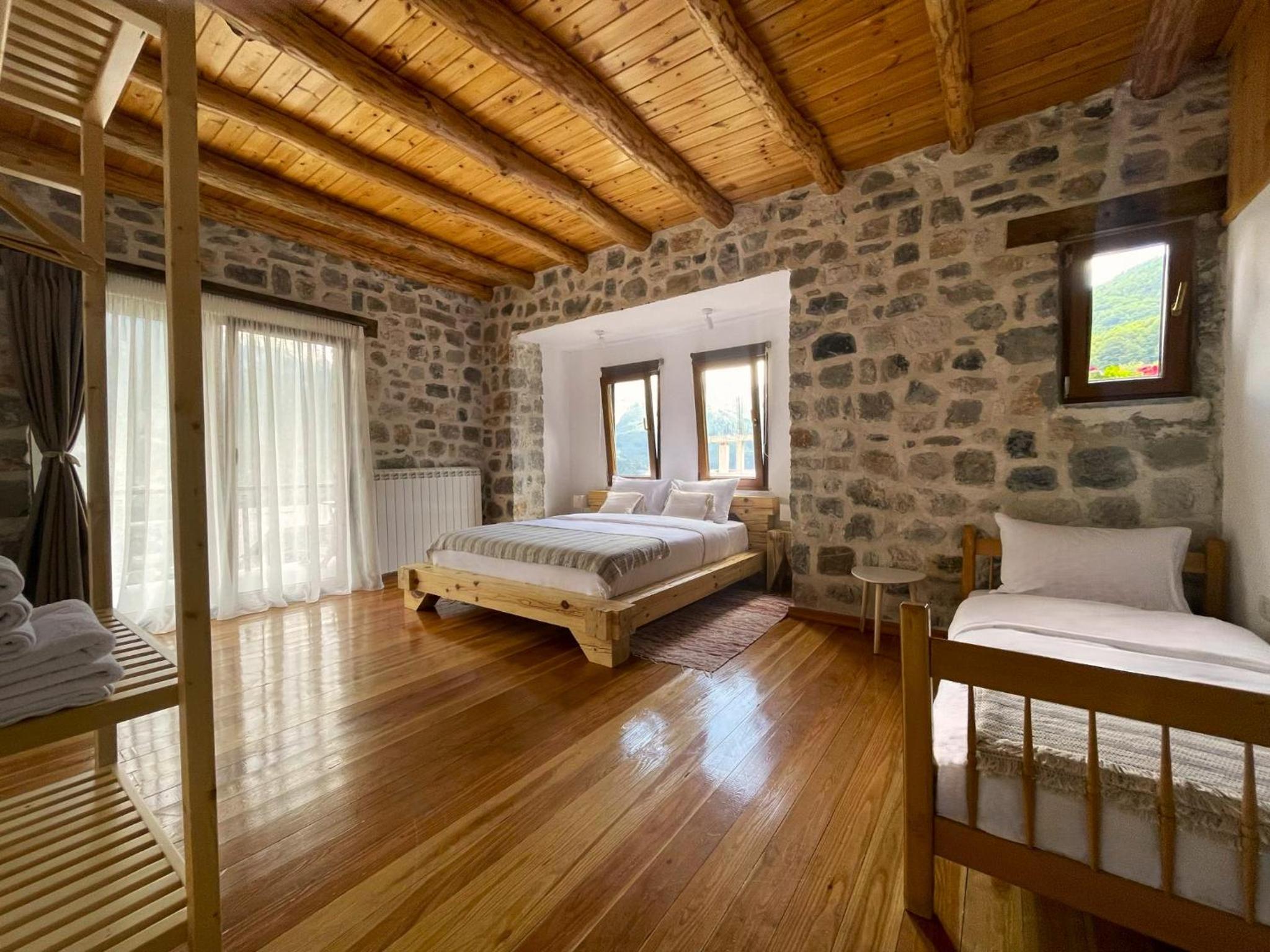 Comfort Triple Room photo 3