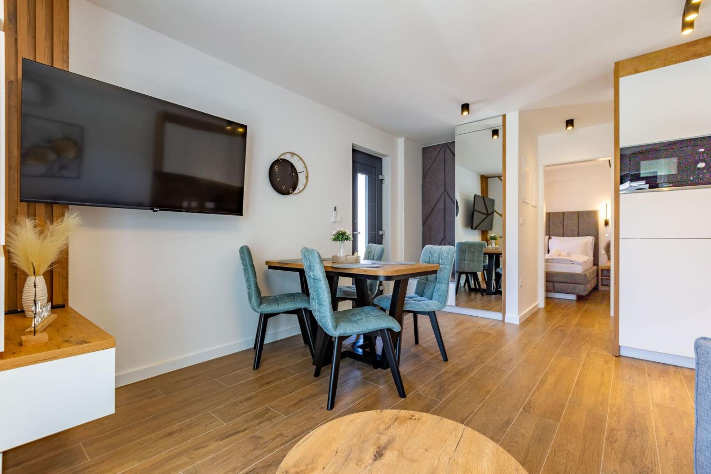 One Bedroom Apartment with Terrace photo 1