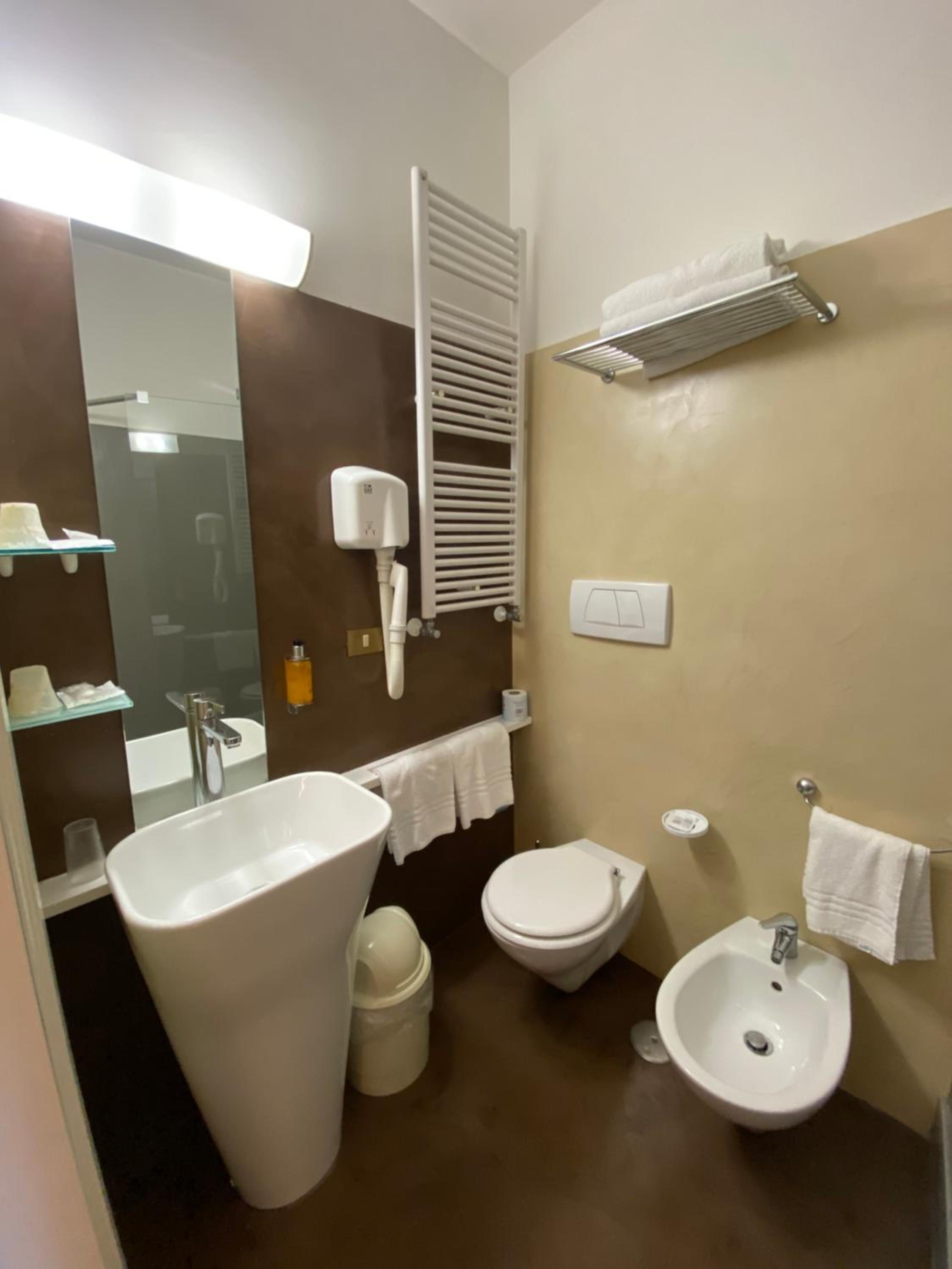 Superior Double or Twin Room photo 2