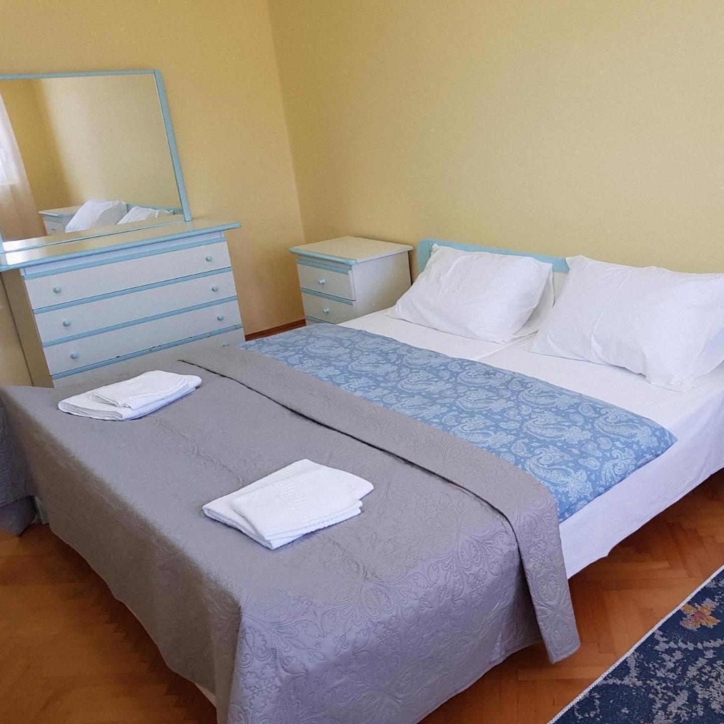 One-Bedroom Apartment With Sea View
