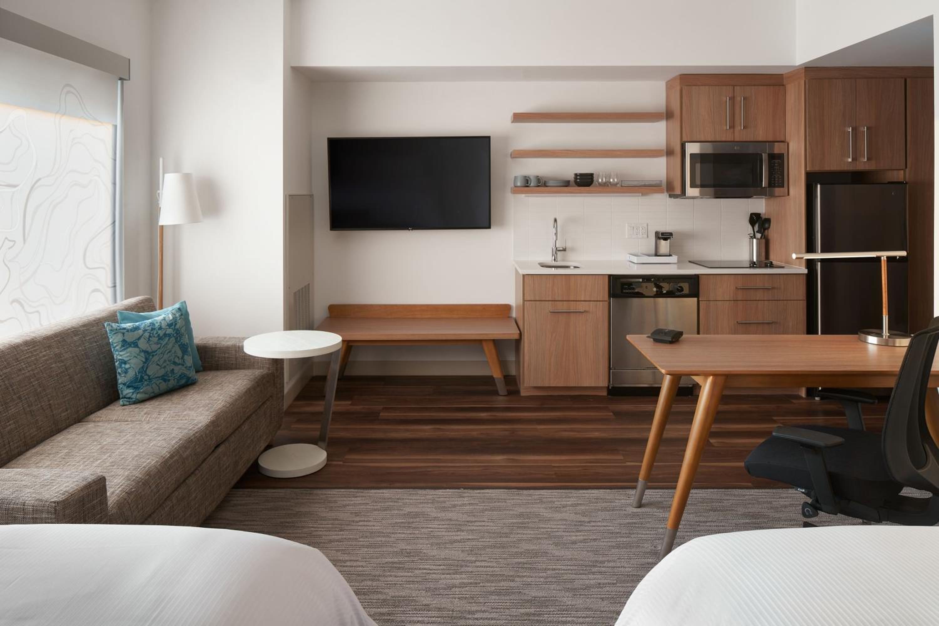Queen Studio with Sofa Bed - Hearing Accessible