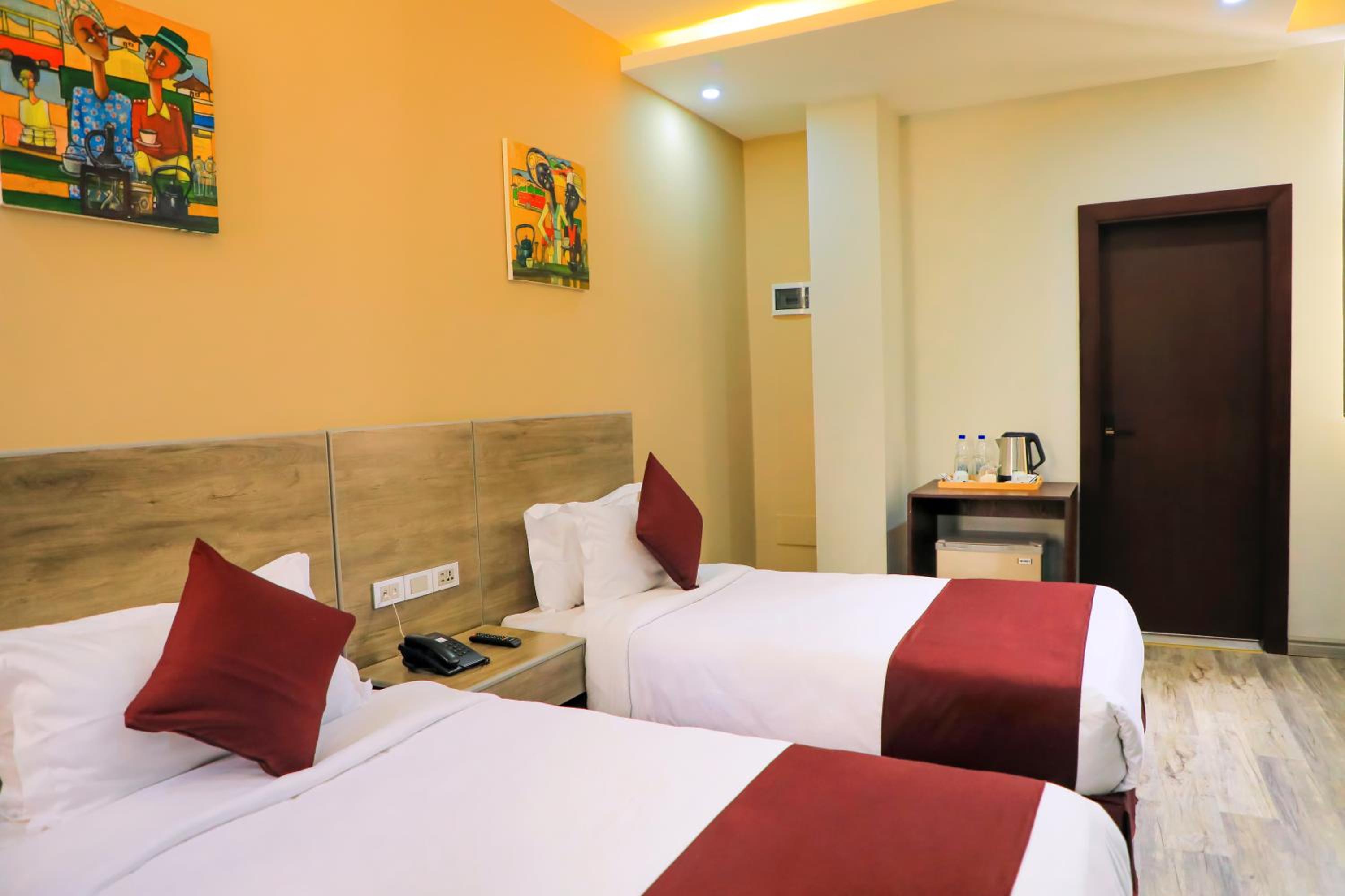 Standard Twin Room
