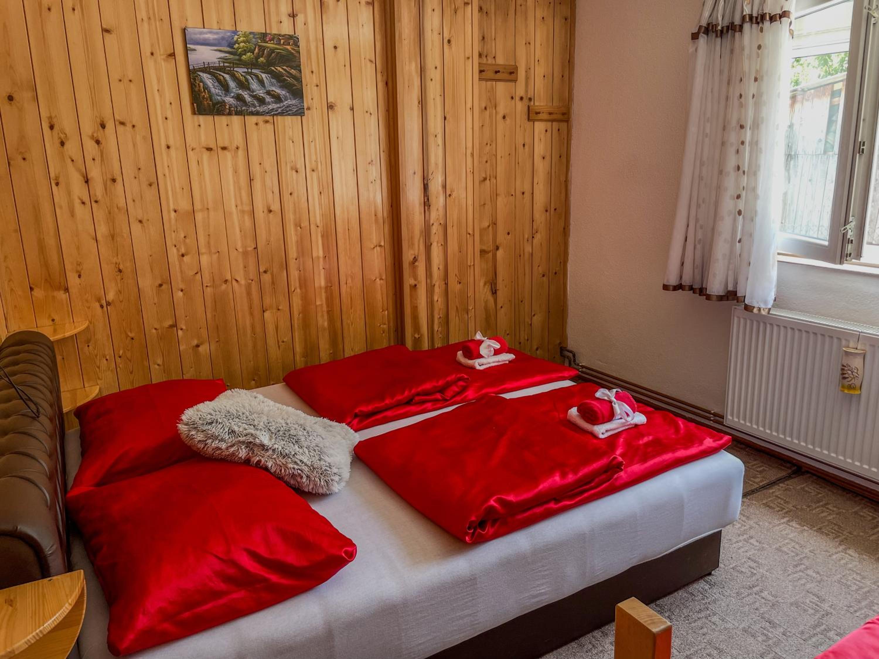 Two-Bedroom Apartment - Photo 26