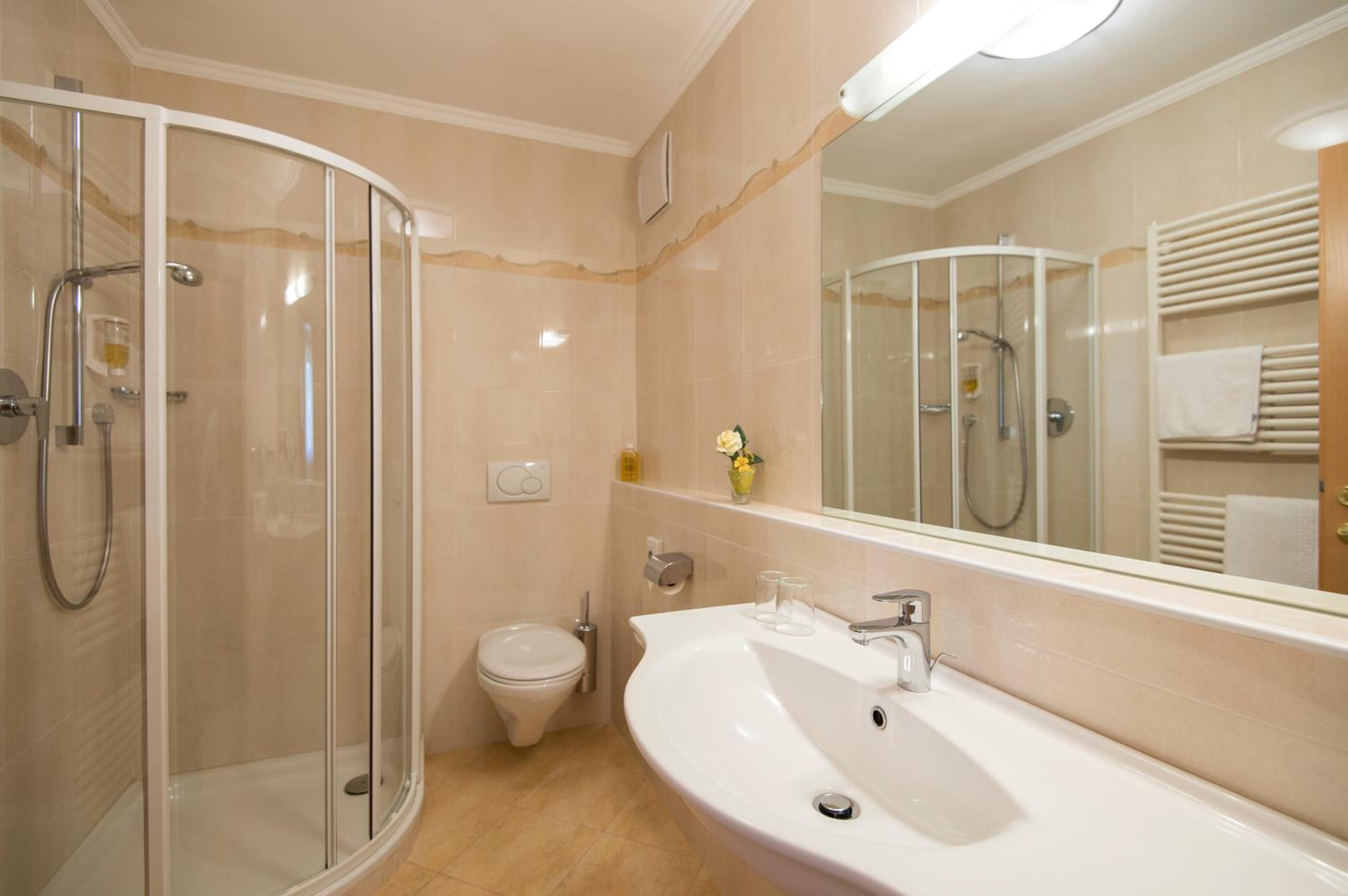Classic Suite with Valley View photo 3