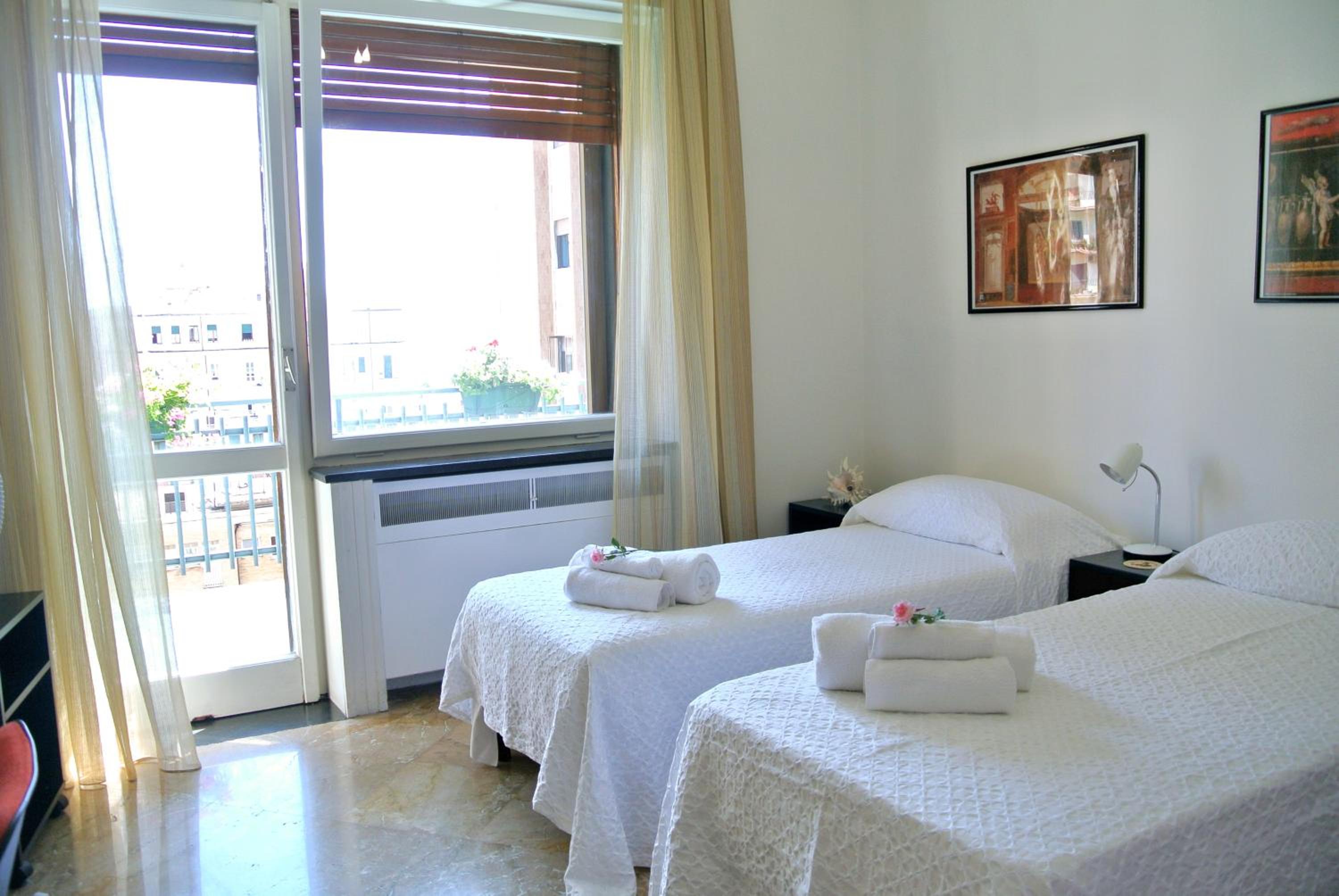 Apartment - Fifth Floor - Photo 6
