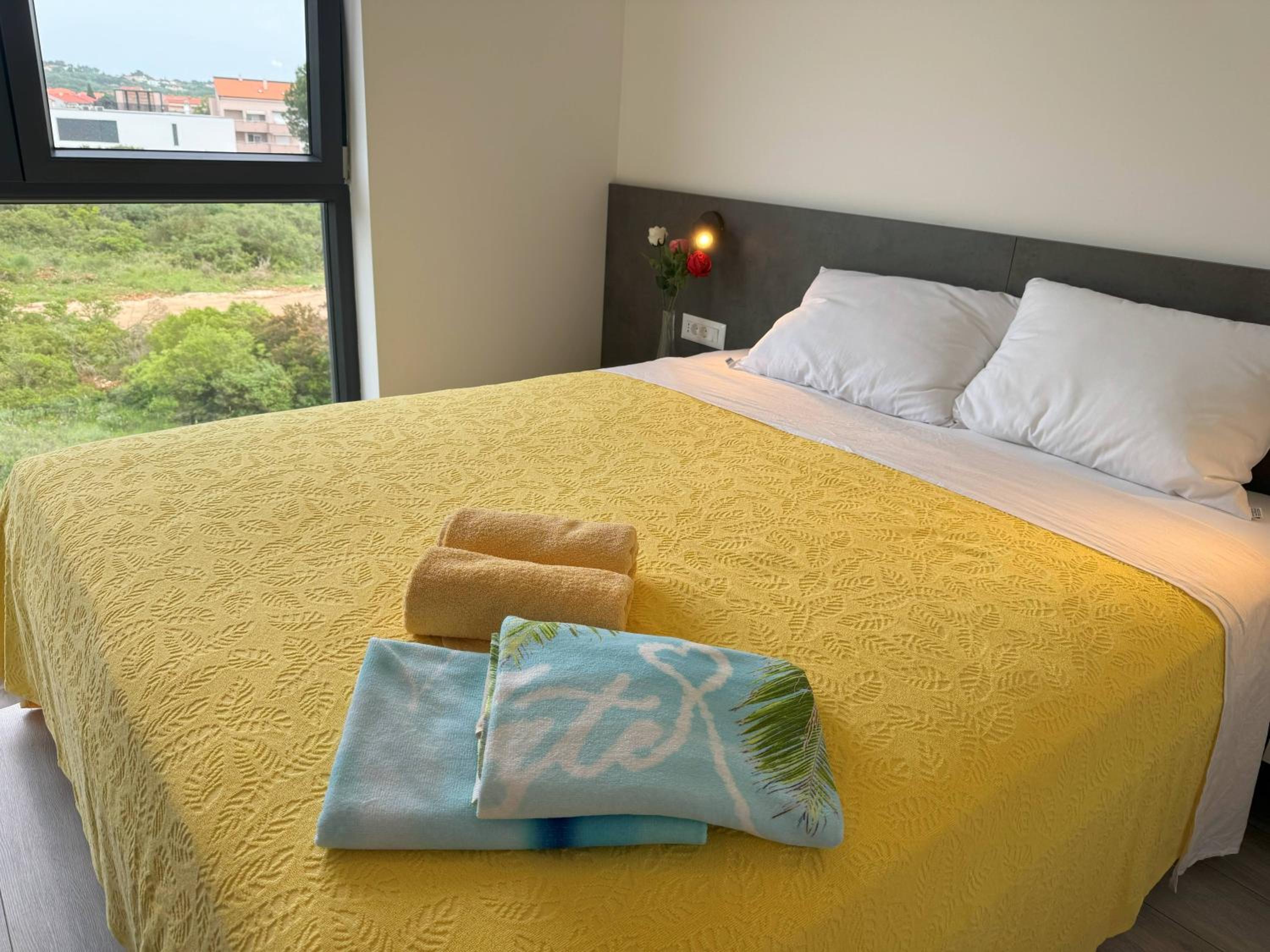 Two-Bedroom Deluxe Apartment with Ocean View