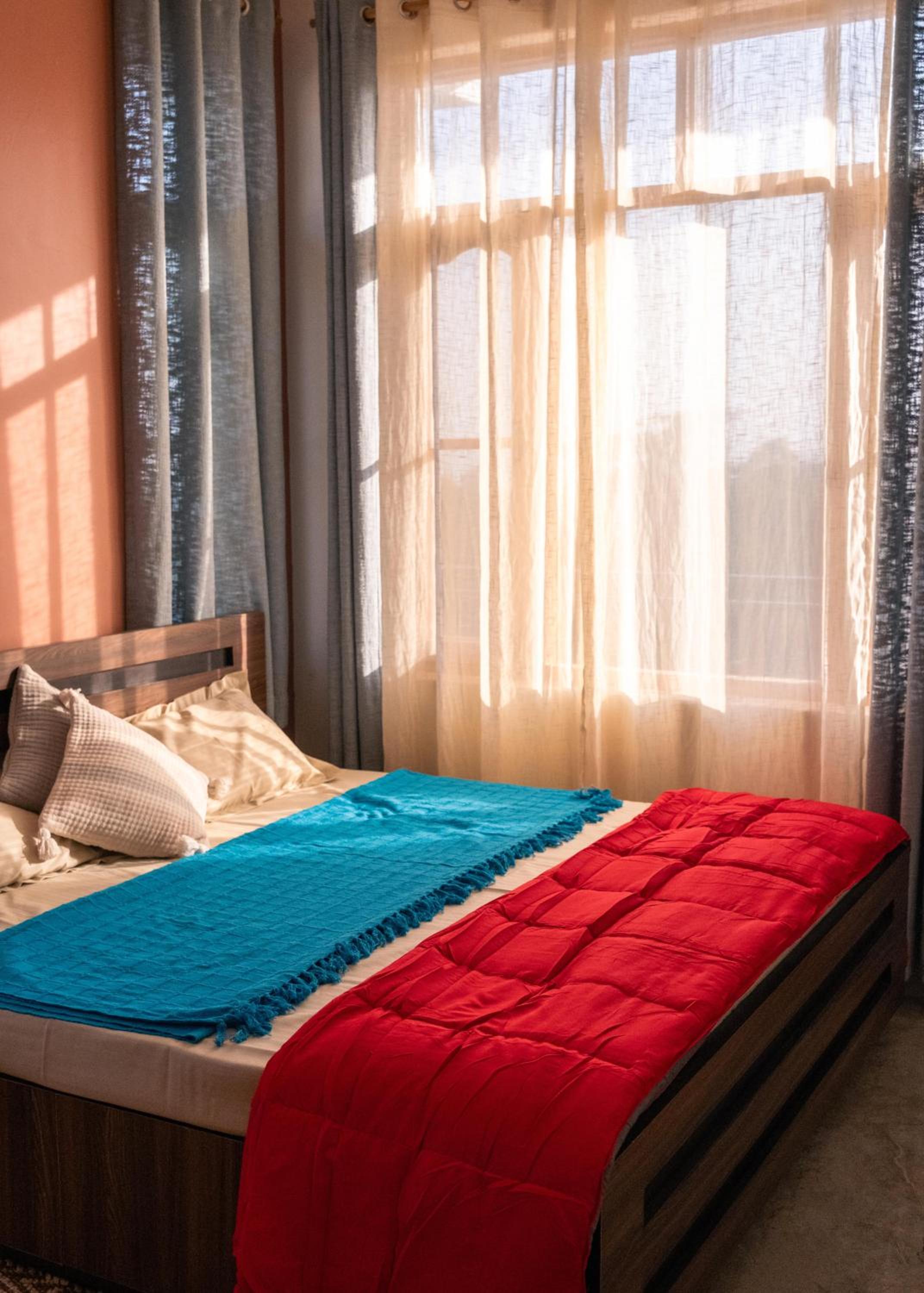 Four-Bedroom Apartment With Balcony  photo 1