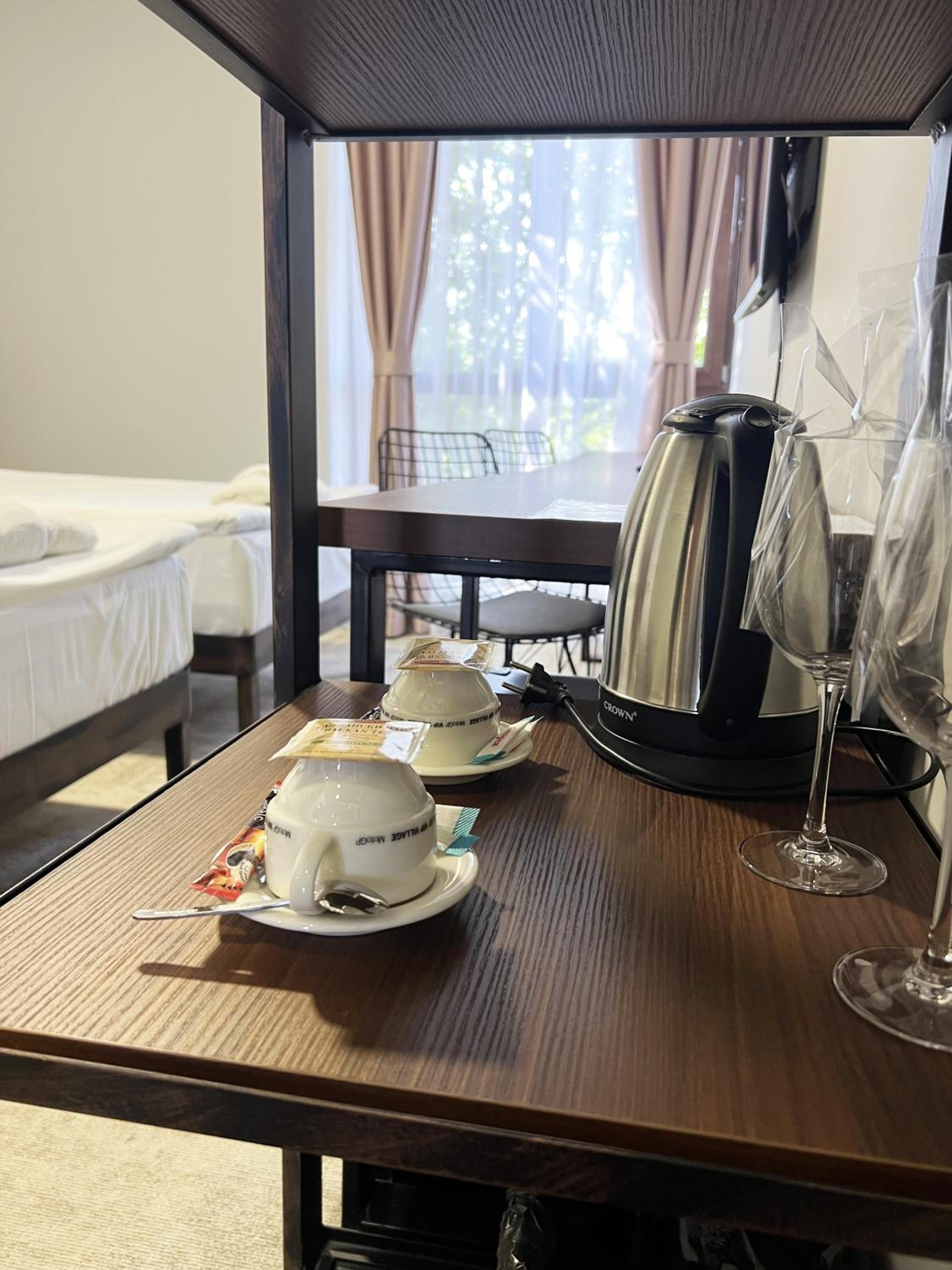 Double or Twin Room - Photo 8