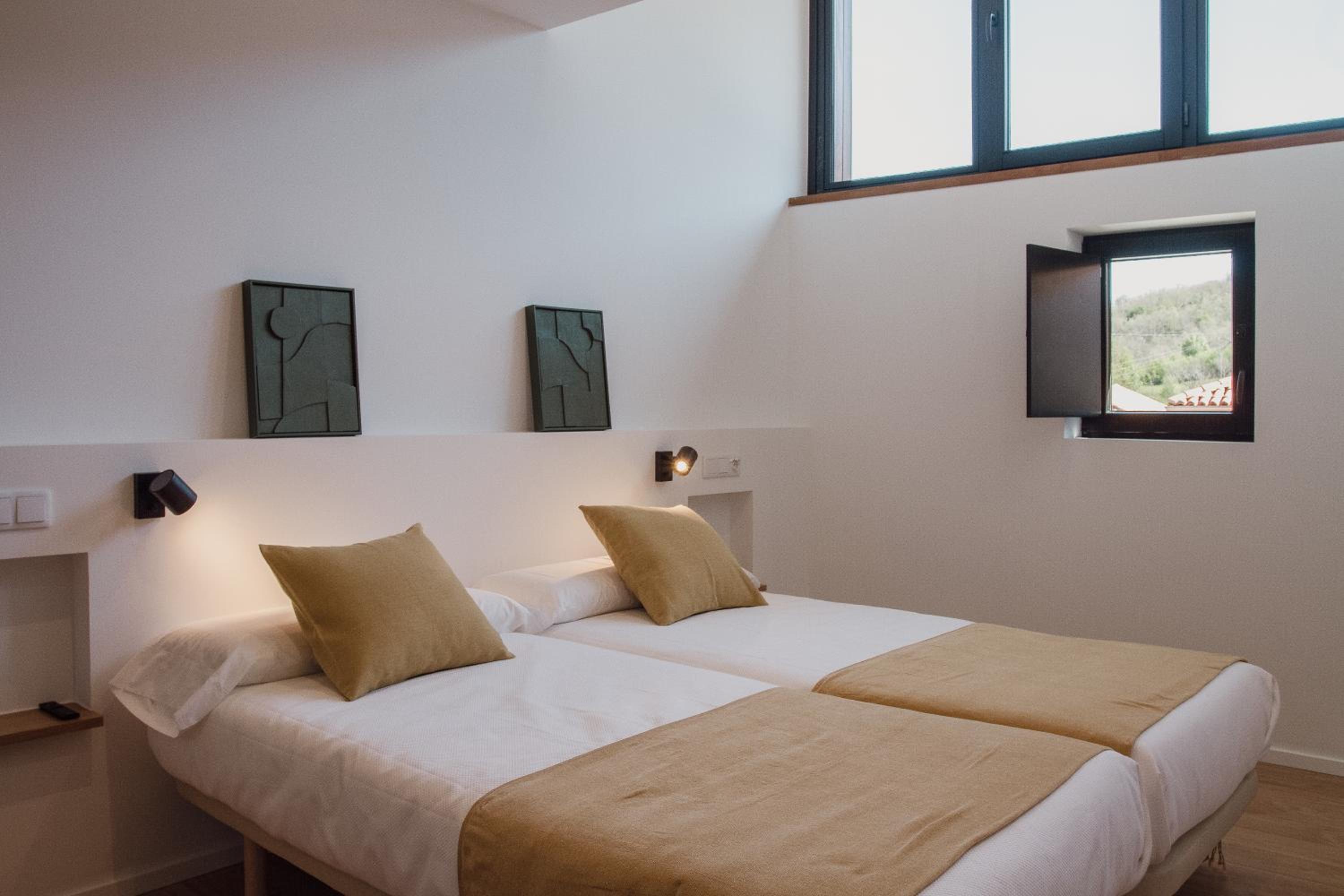 Two-Bedroom House photo 2