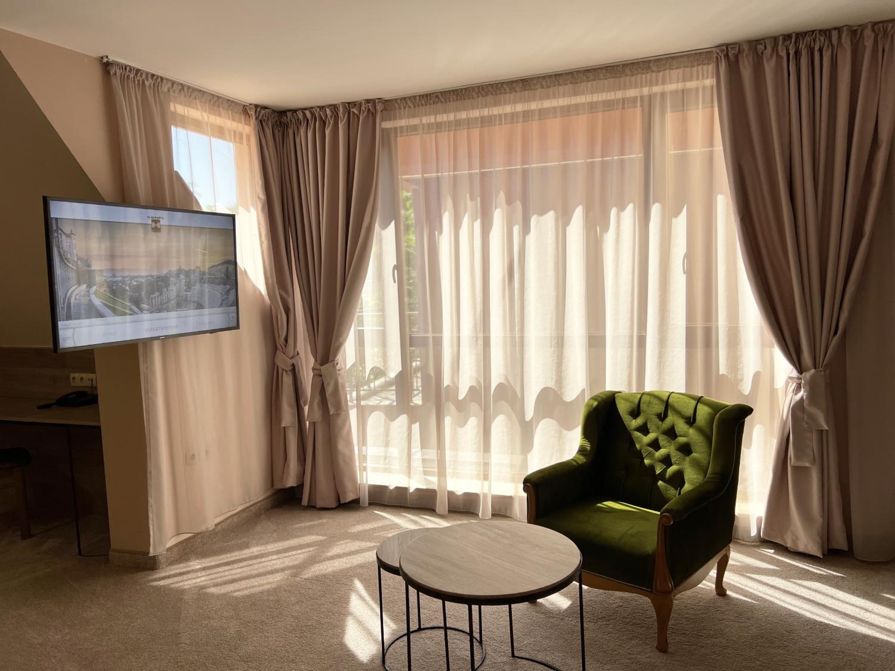 Triple Room - Photo 1