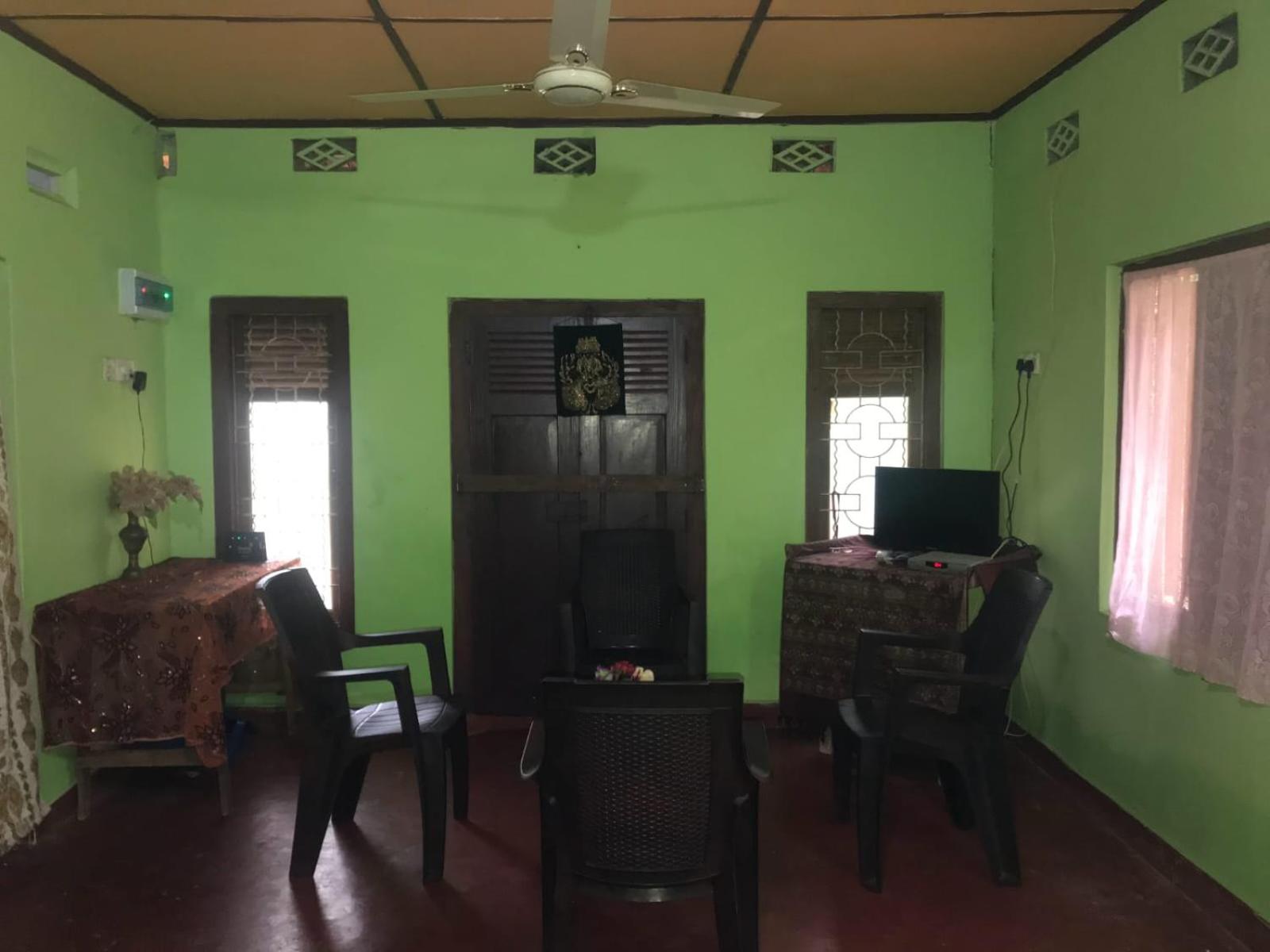 Four-Bedroom House photo 1