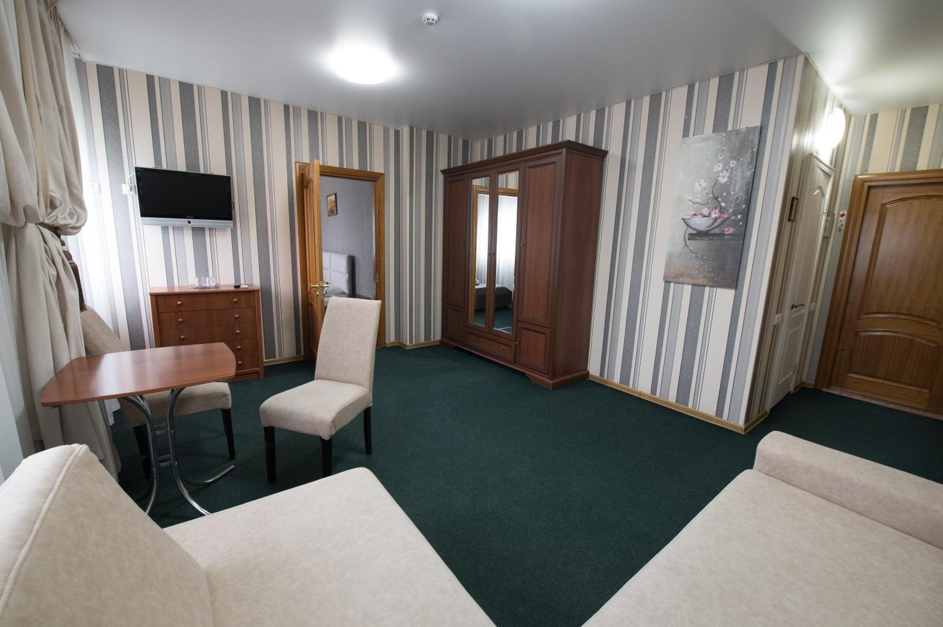 Suite - Annex