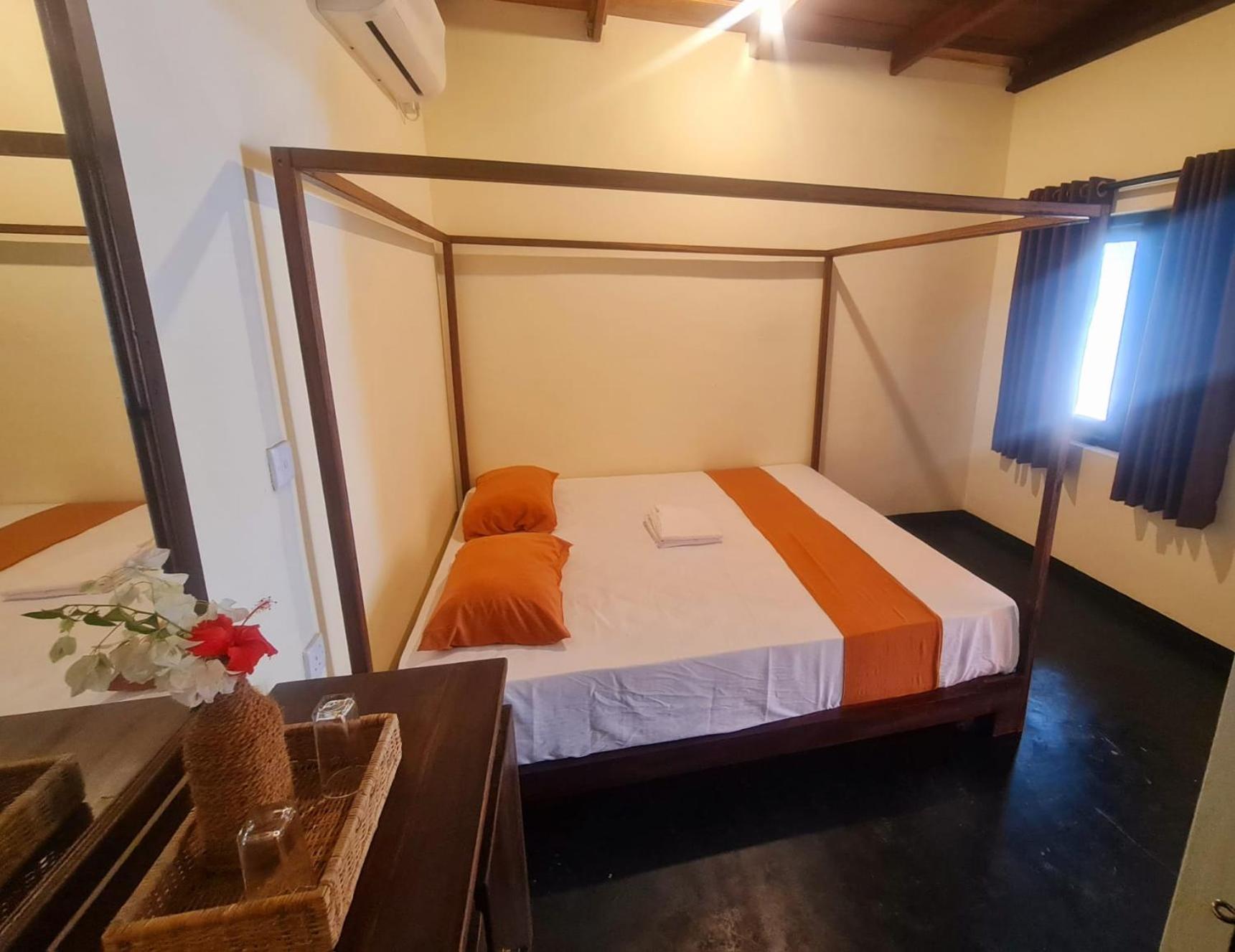 Deluxe King Room photo 1