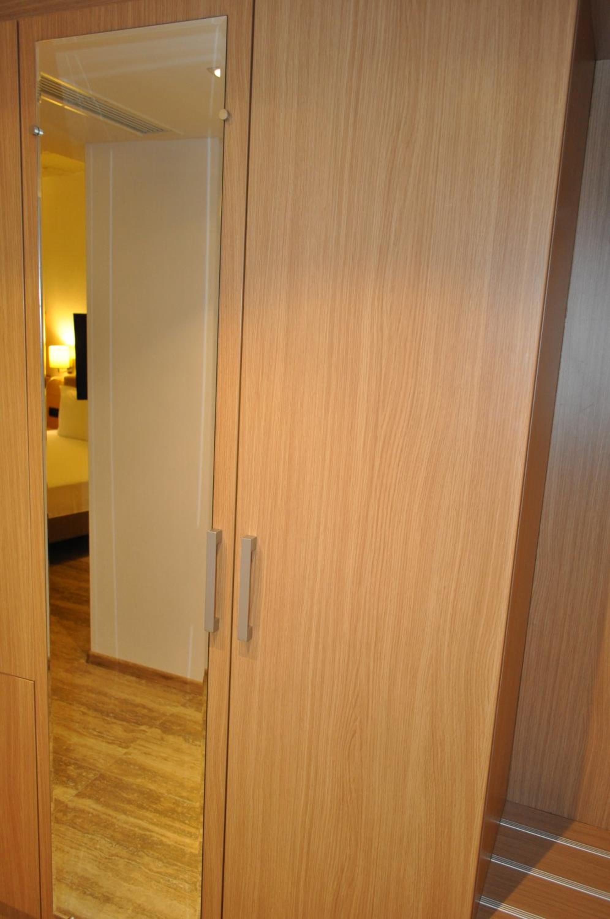 Double Room with Balcony and Sea View - Photo 17