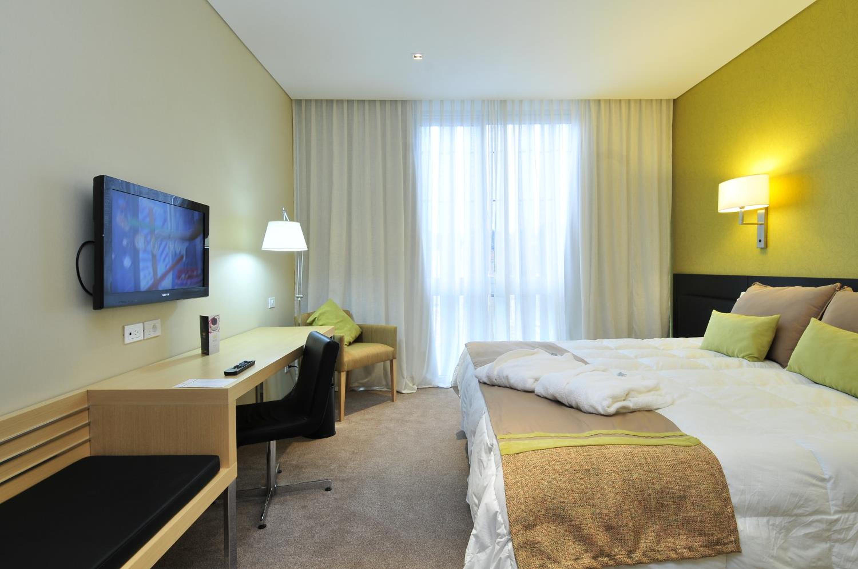 Deluxe Double Room photo 2