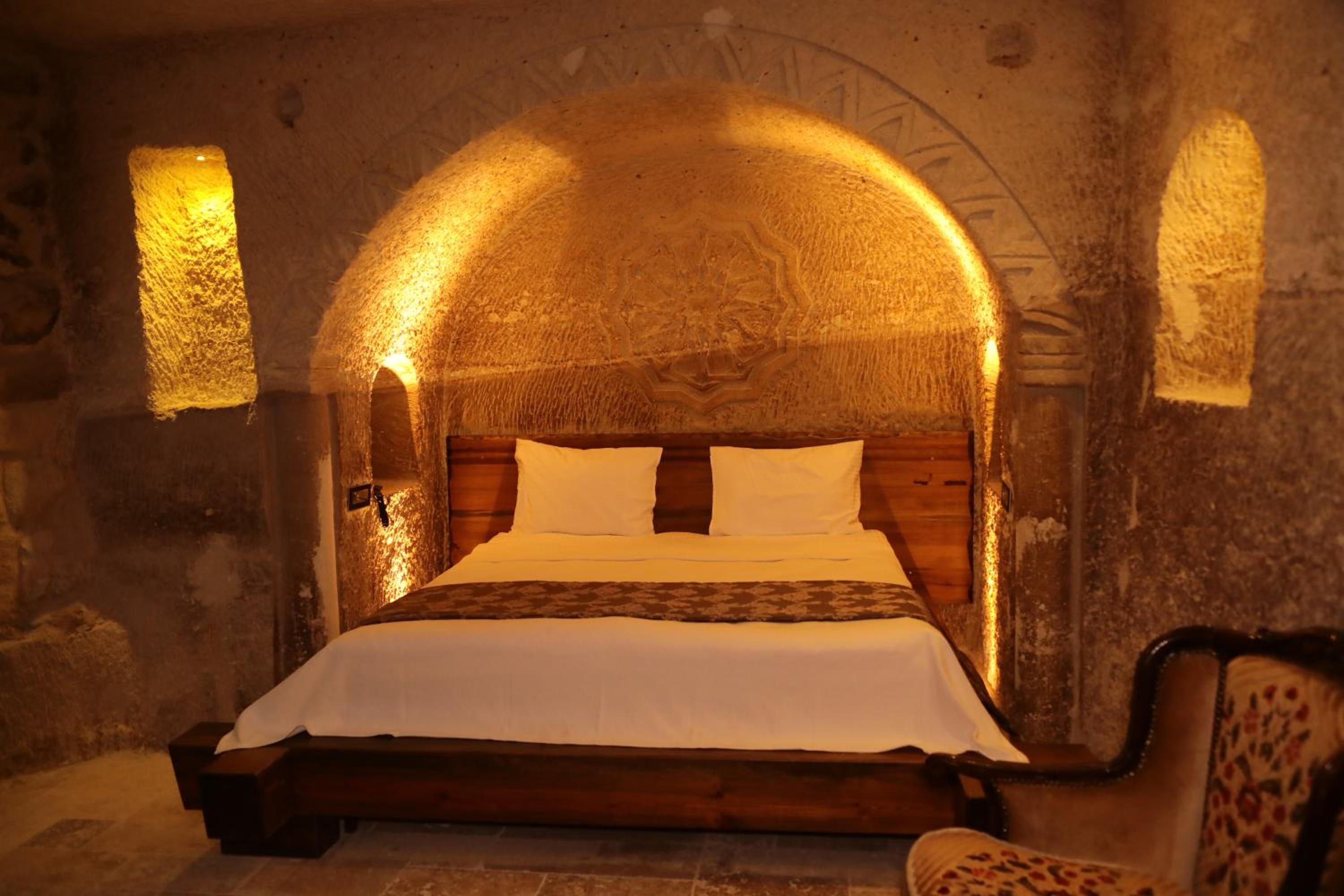 Underground Cave Room