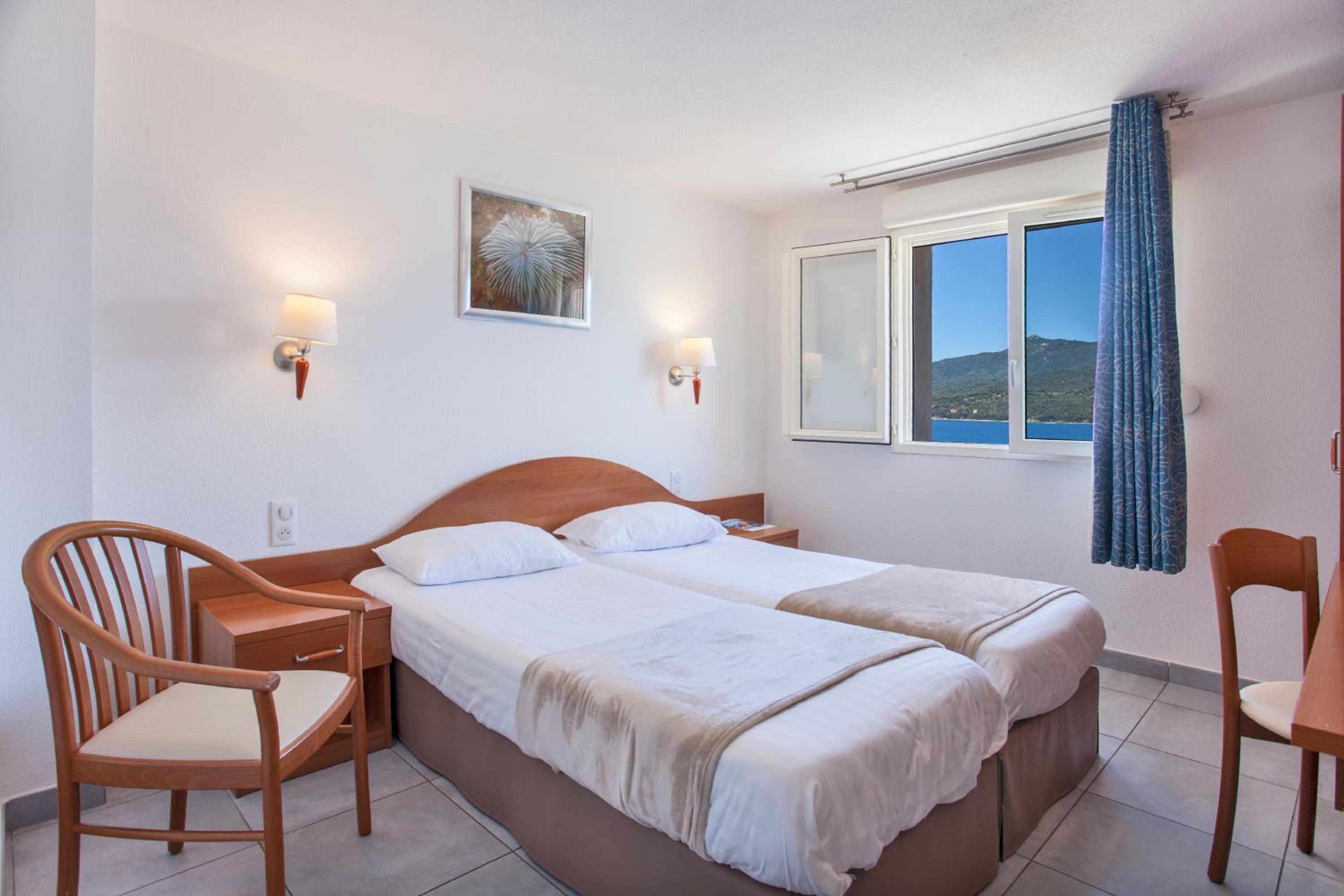 Twin Room with Sea View