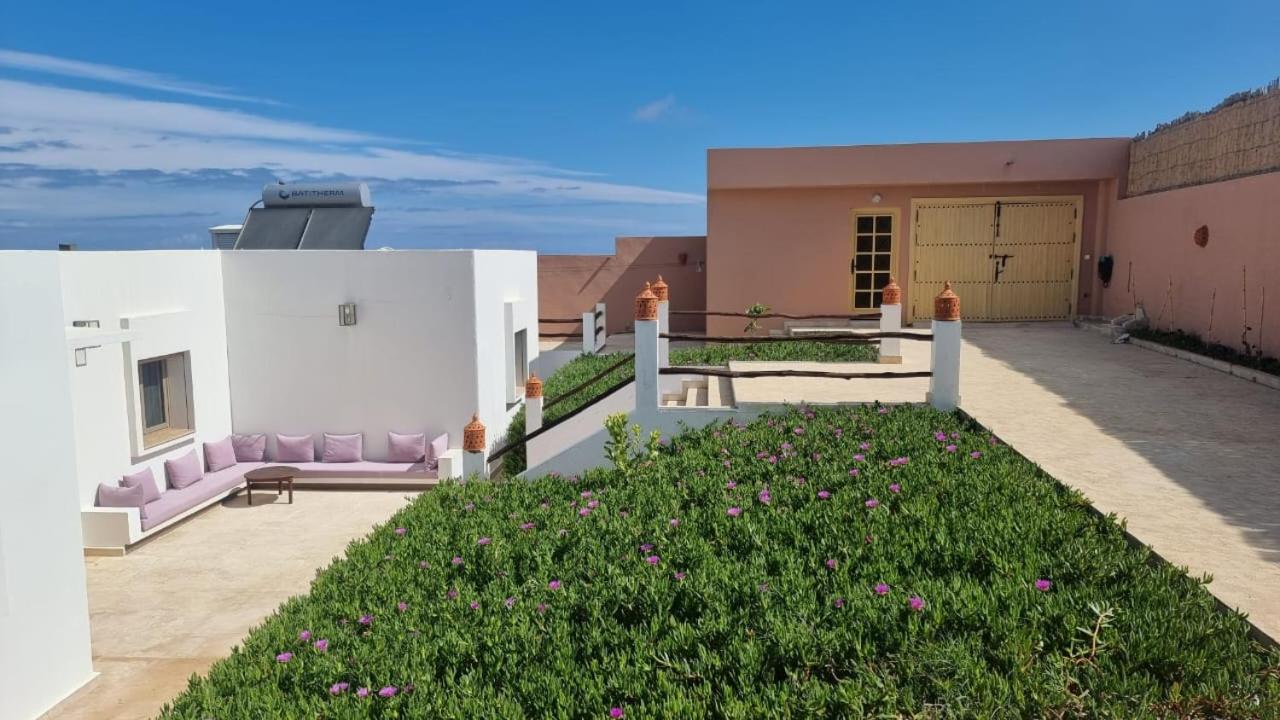 Villa photo 2
