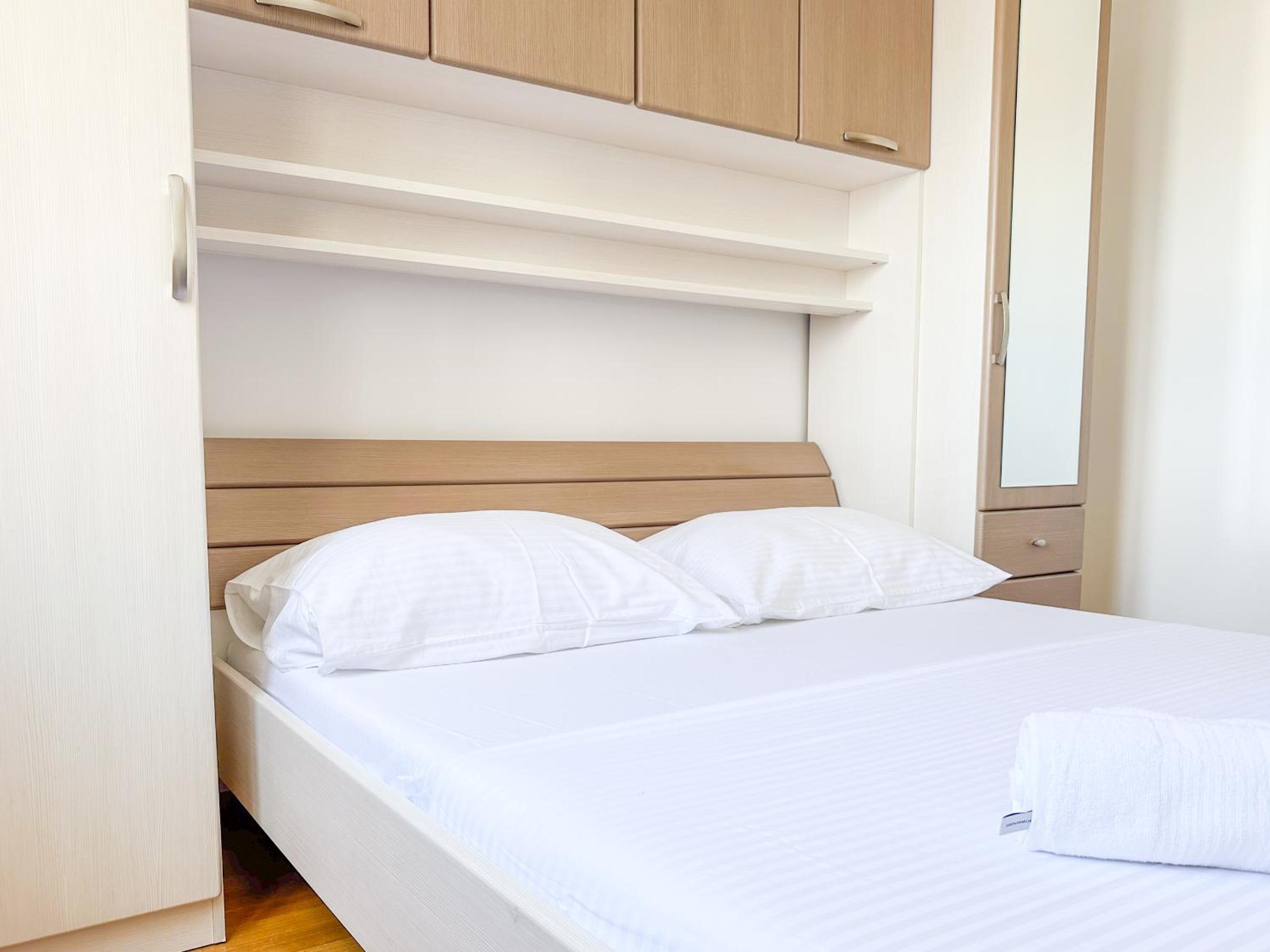 One-Bedroom Apartment with Balcony photo 1