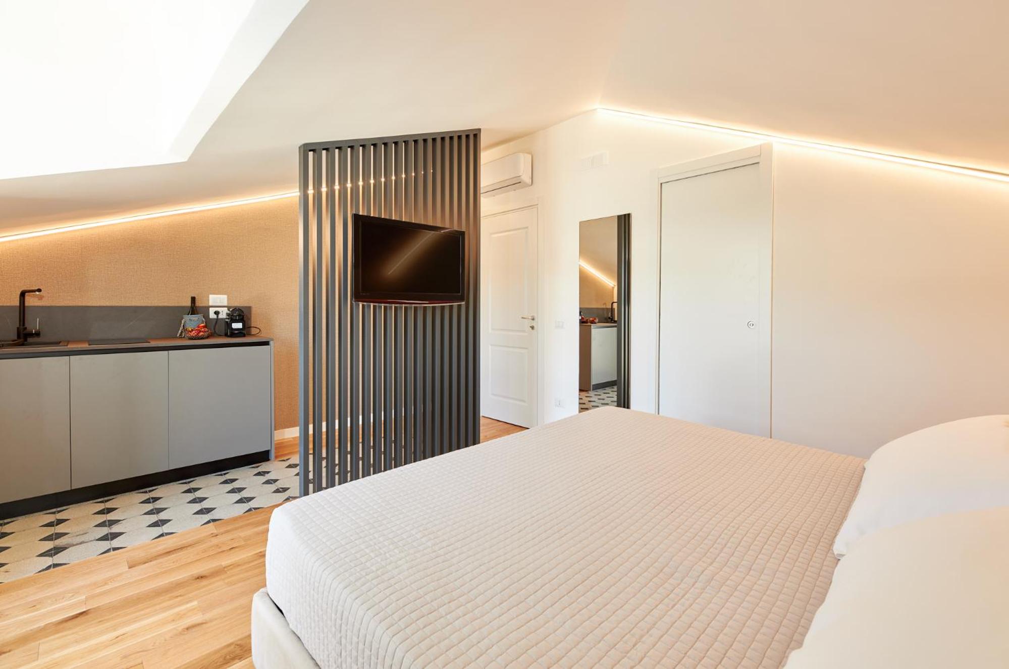 Double Room with Terrace - Photo 1