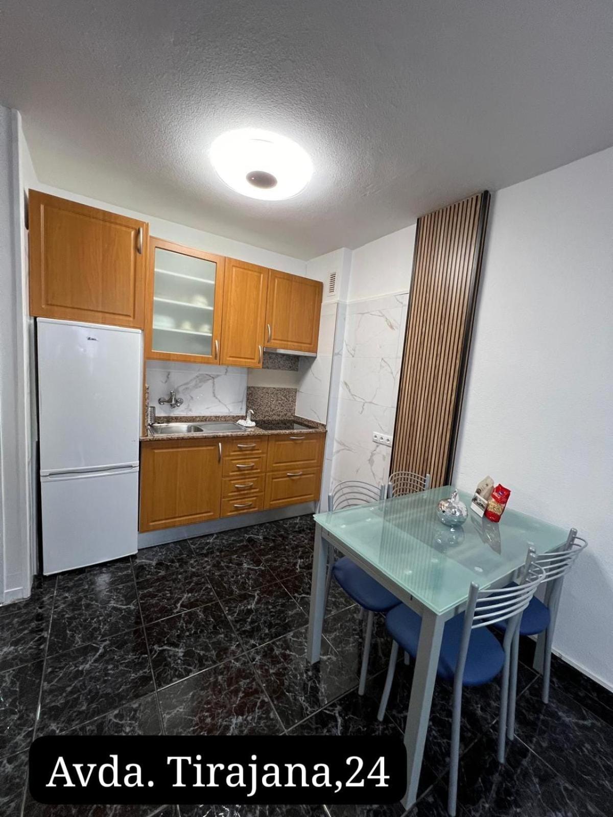 One-Bedroom Standard Apartment photo 3