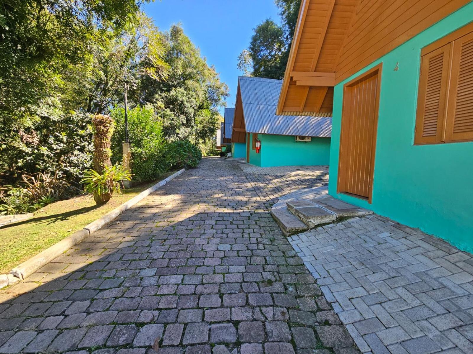 Chalet (3 Adults) photo 3