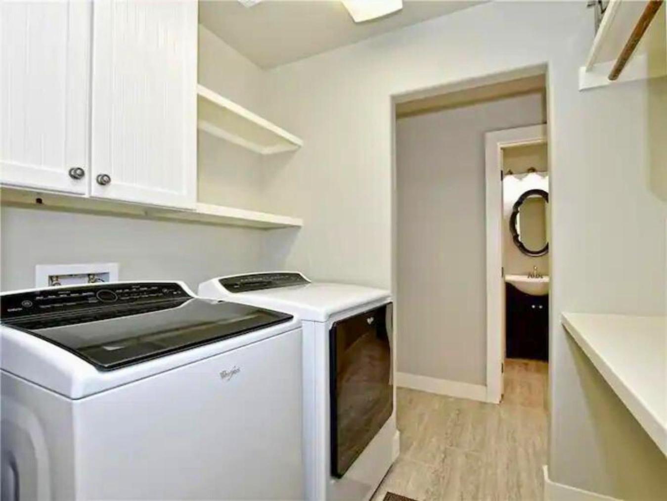 Four-Bedroom House - Photo 22
