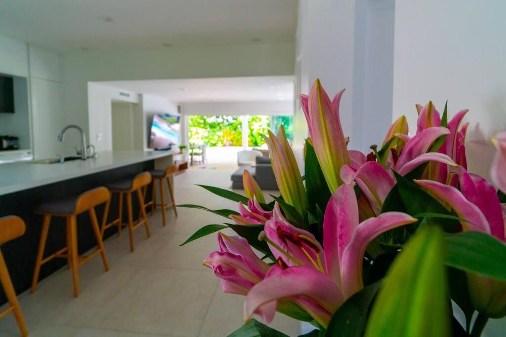 Three-Bedroom Villa photo 1