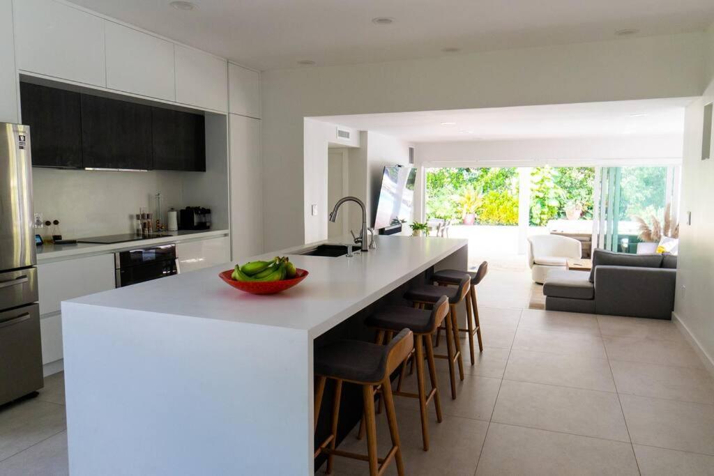 Three-Bedroom Villa photo 2