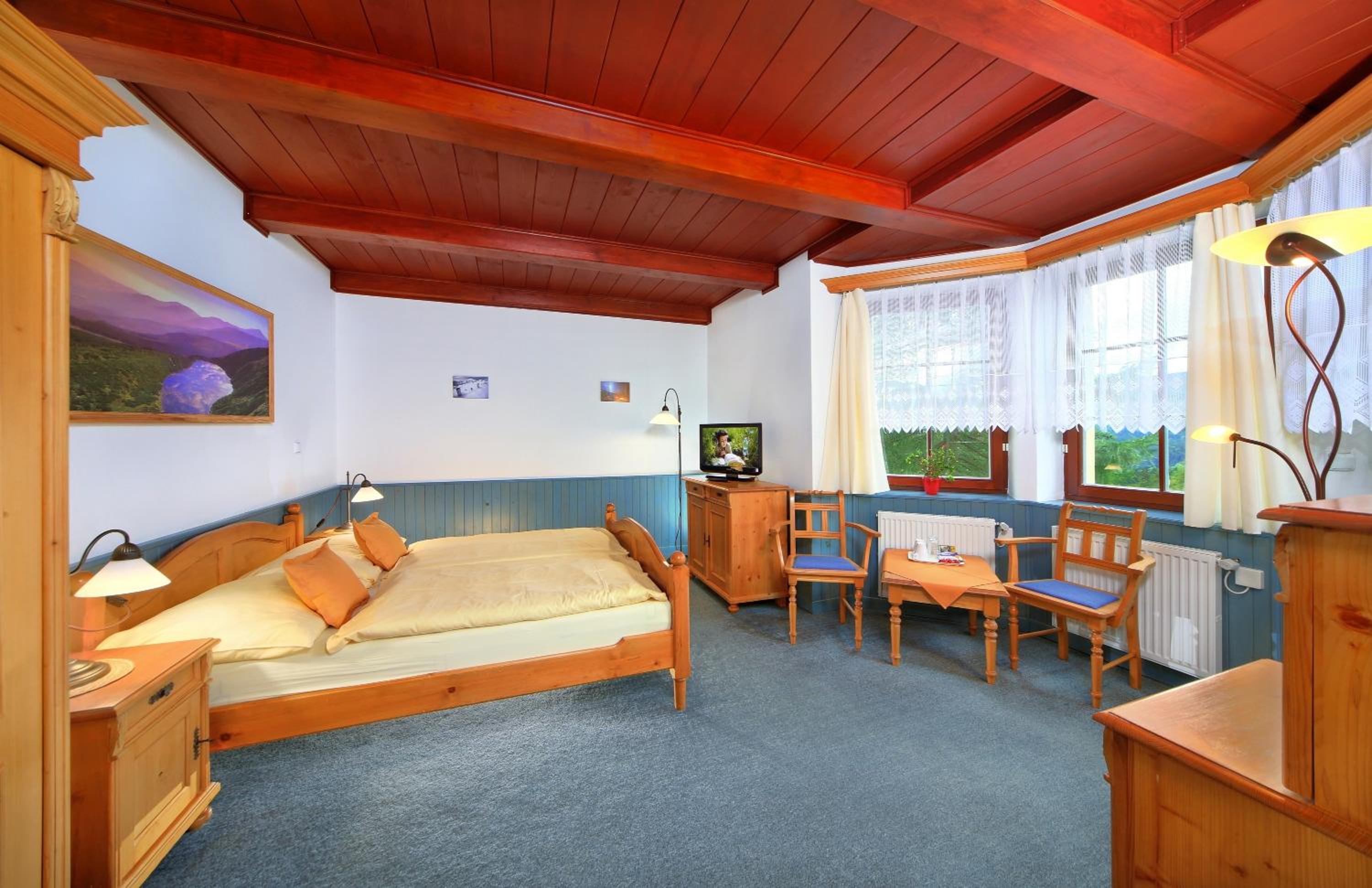 Double Room with Balcony photo 3