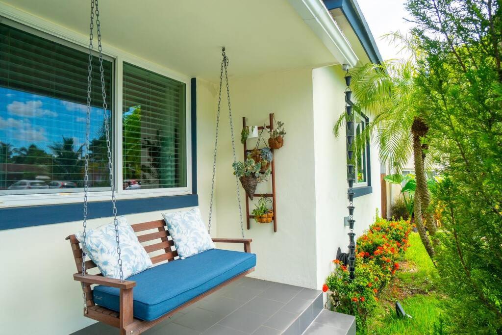 Three-Bedroom House photo 2