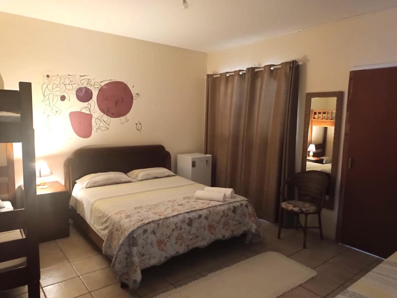 Family Suite with Balcony - Photo 1