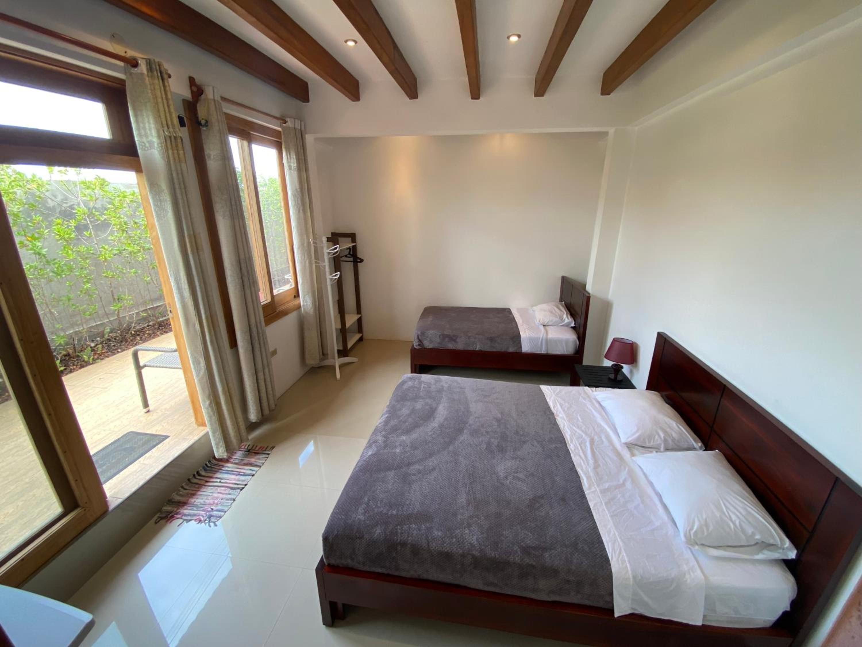 Double Room with Private Bathroom photo 1