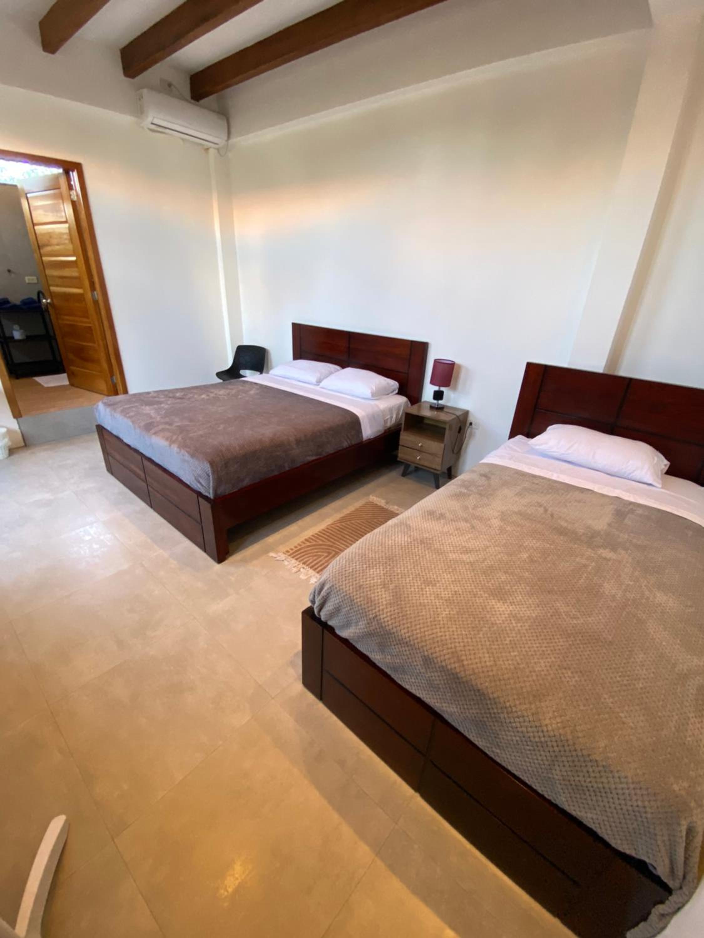Triple Room with Private Bathroom photo 2