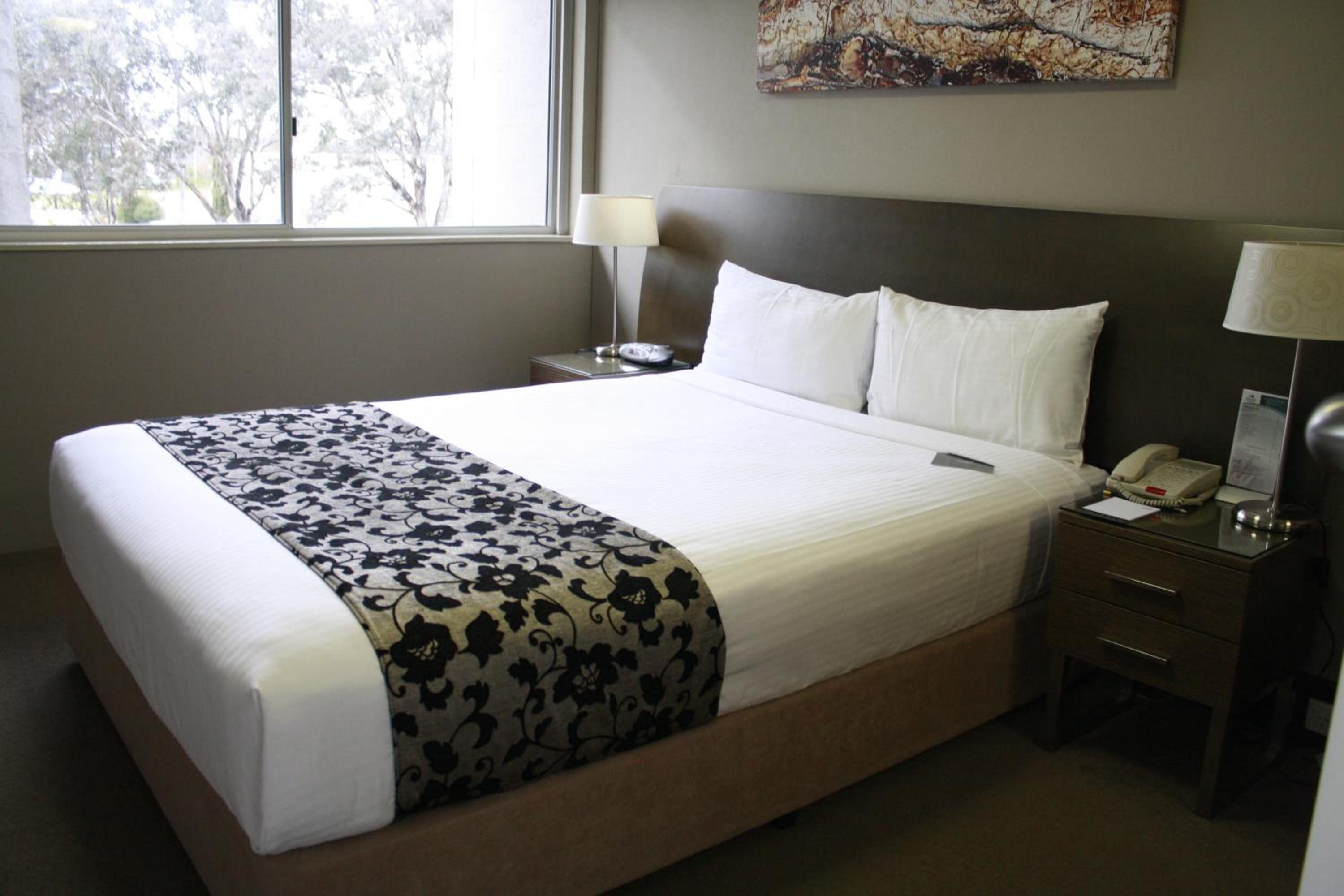 Suite with Spa Bath - Photo 1