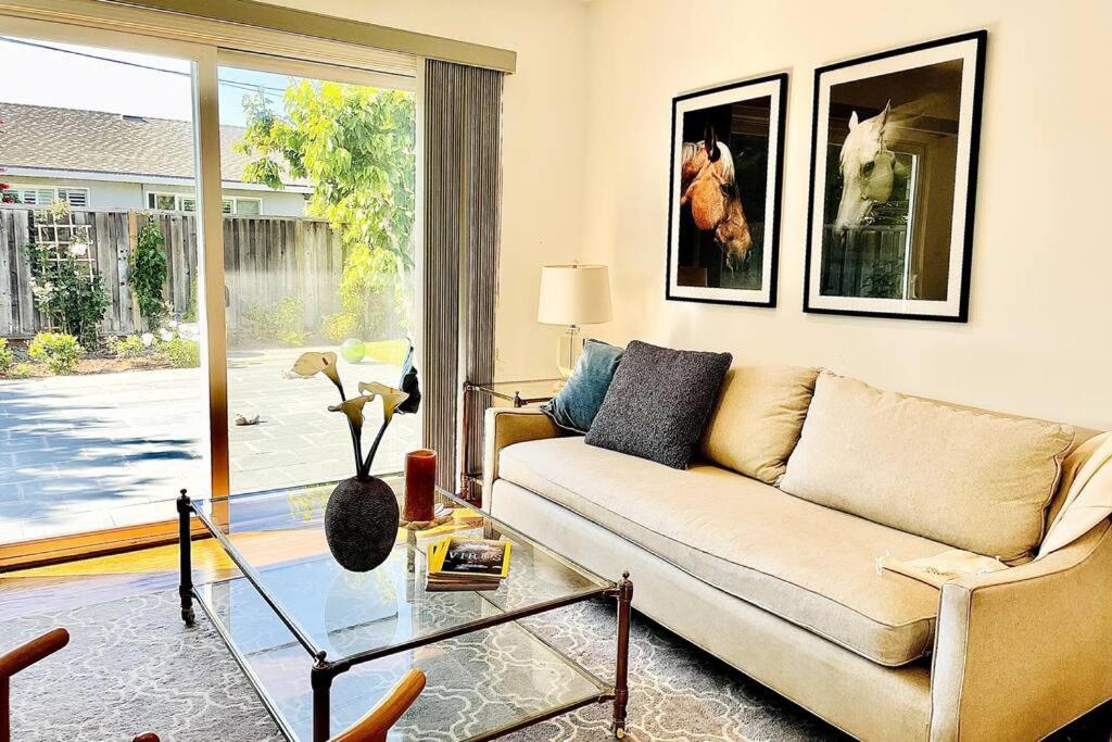 Four-Bedroom House photo 1