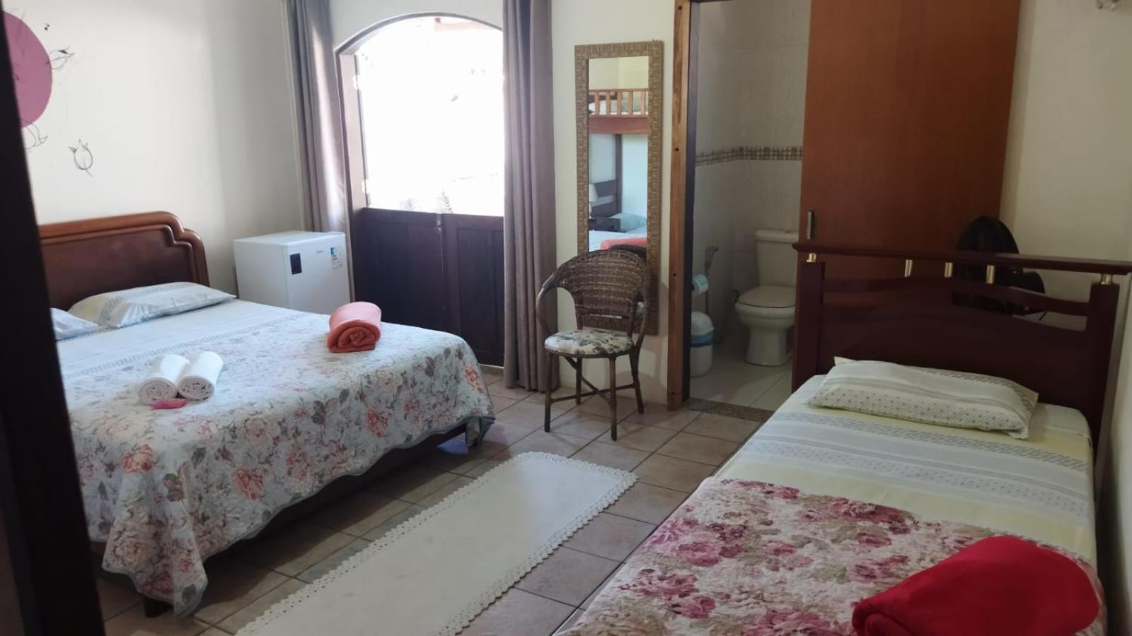 Family Suite with Balcony - Photo 2