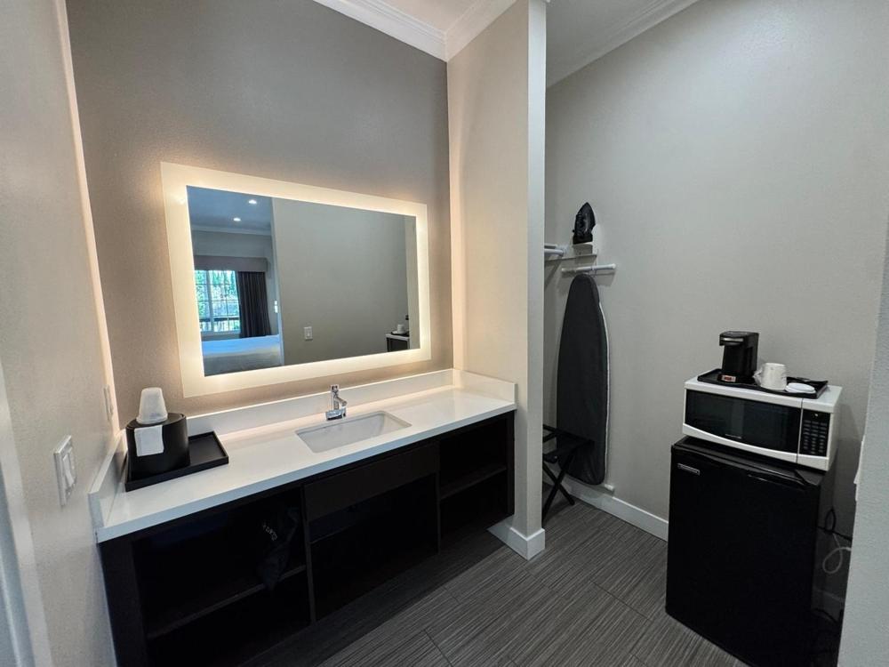 Superior King Room photo 3