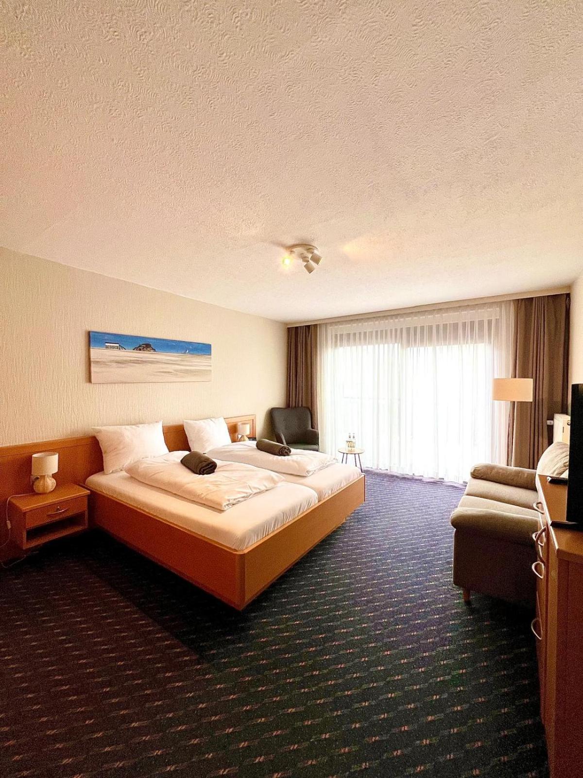 Double Room with Terrace - Photo 3