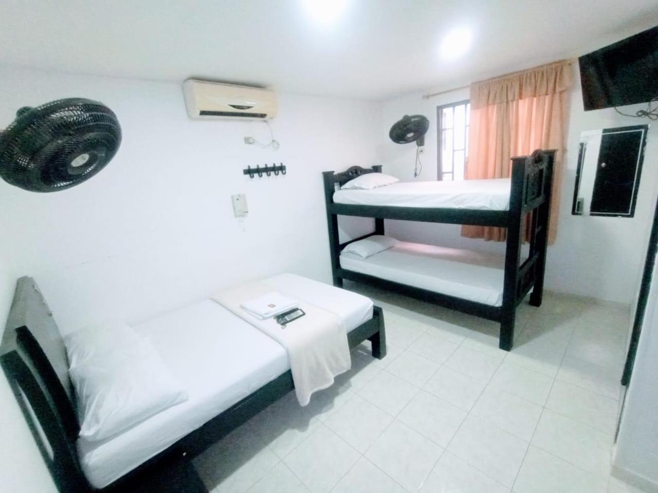 Triple Room photo 2