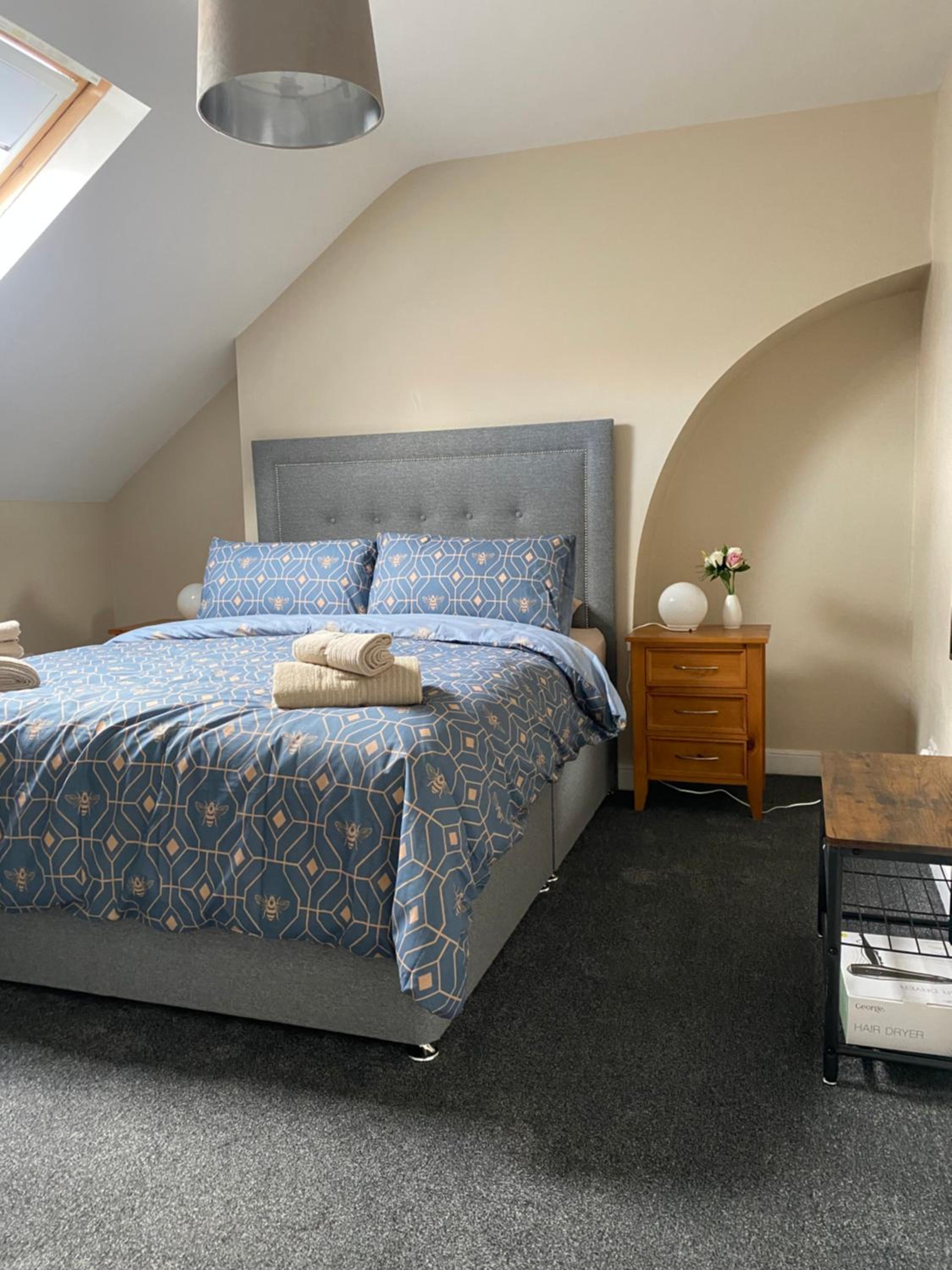 Double Room with Shared Bathroom