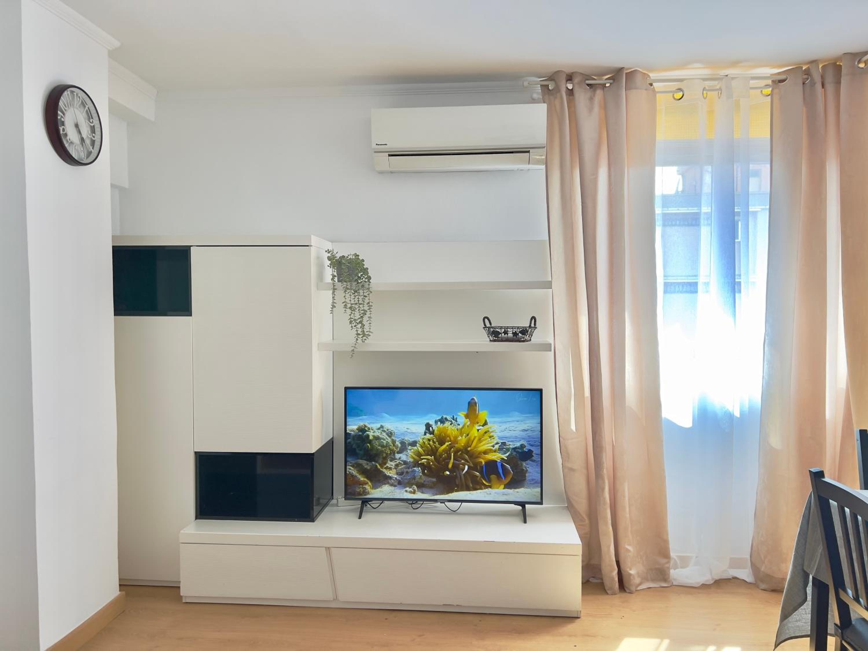 Apartamento con Balcón