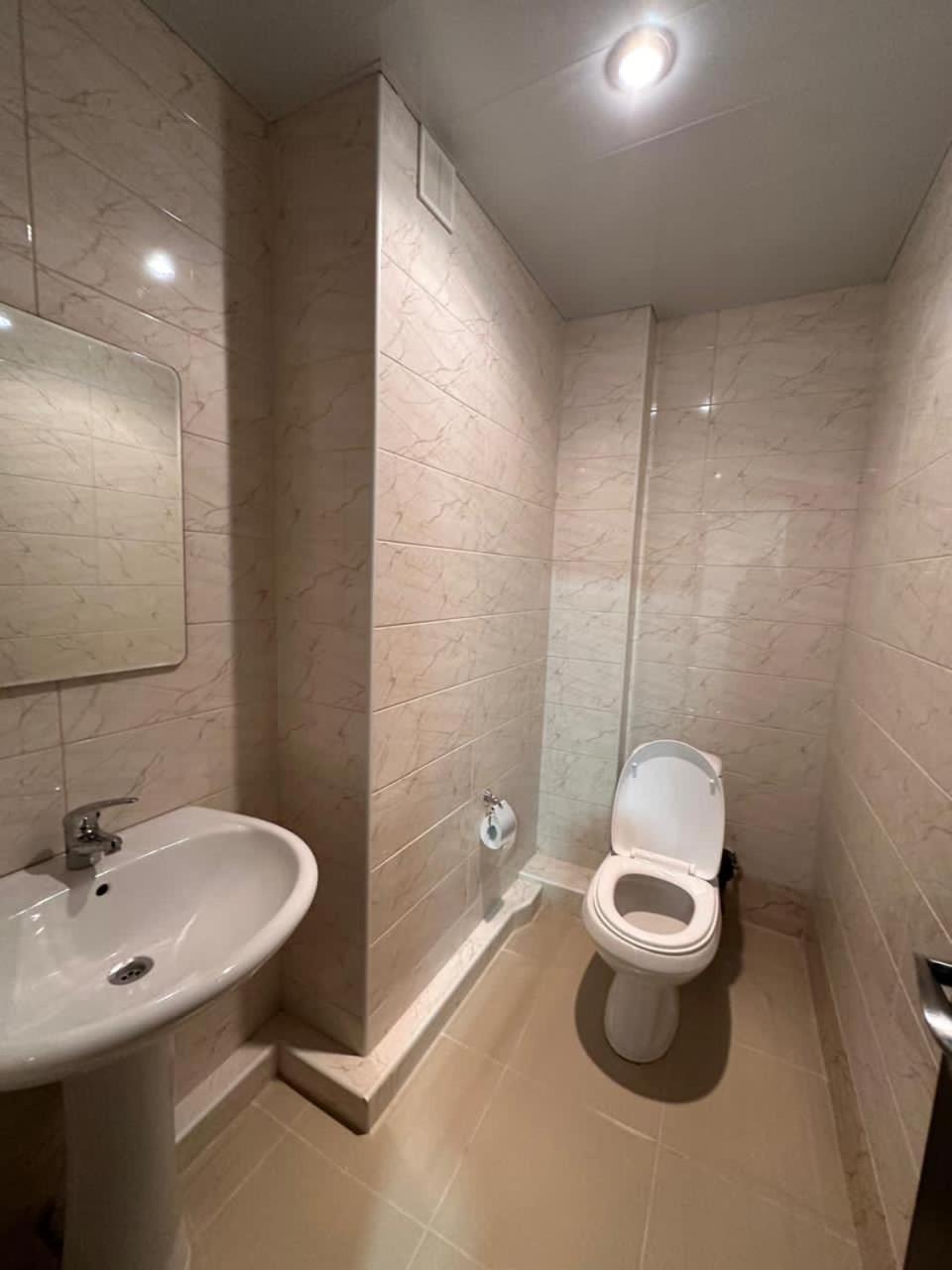 Three-Bedroom Apartment With Balcony photo 3