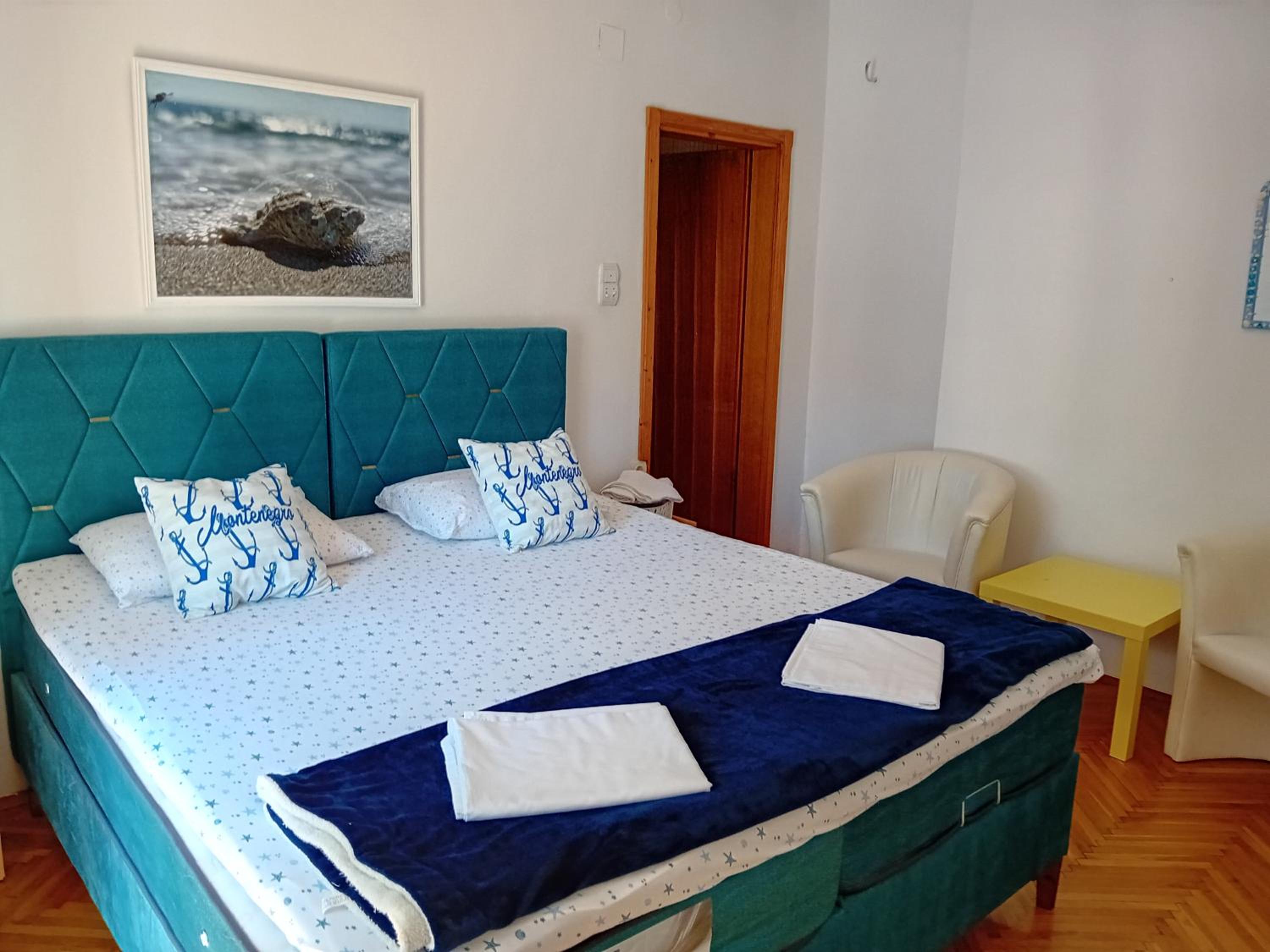 Deluxe Double Room with Balcony photo 2