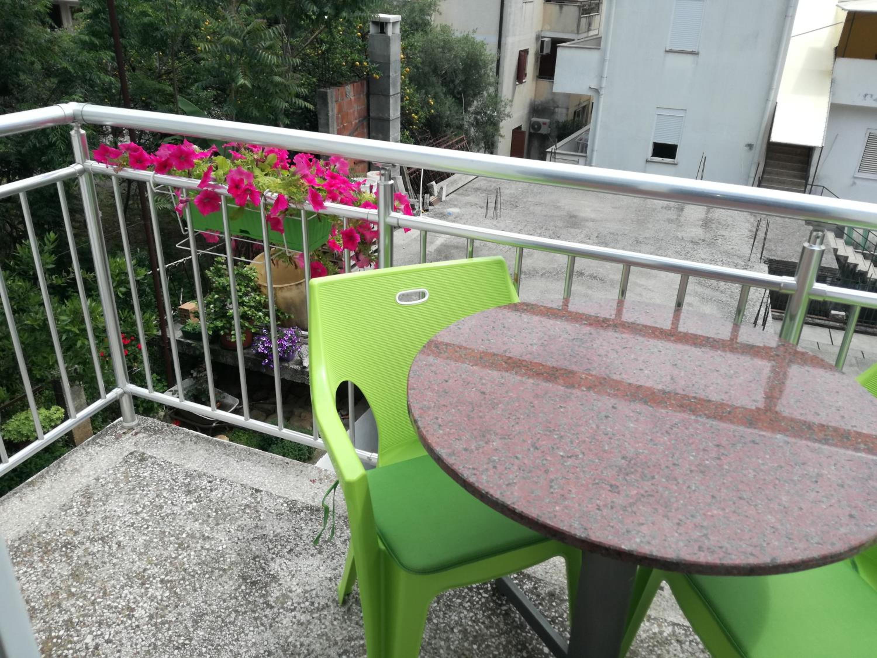 Deluxe Double Room with Balcony photo 2