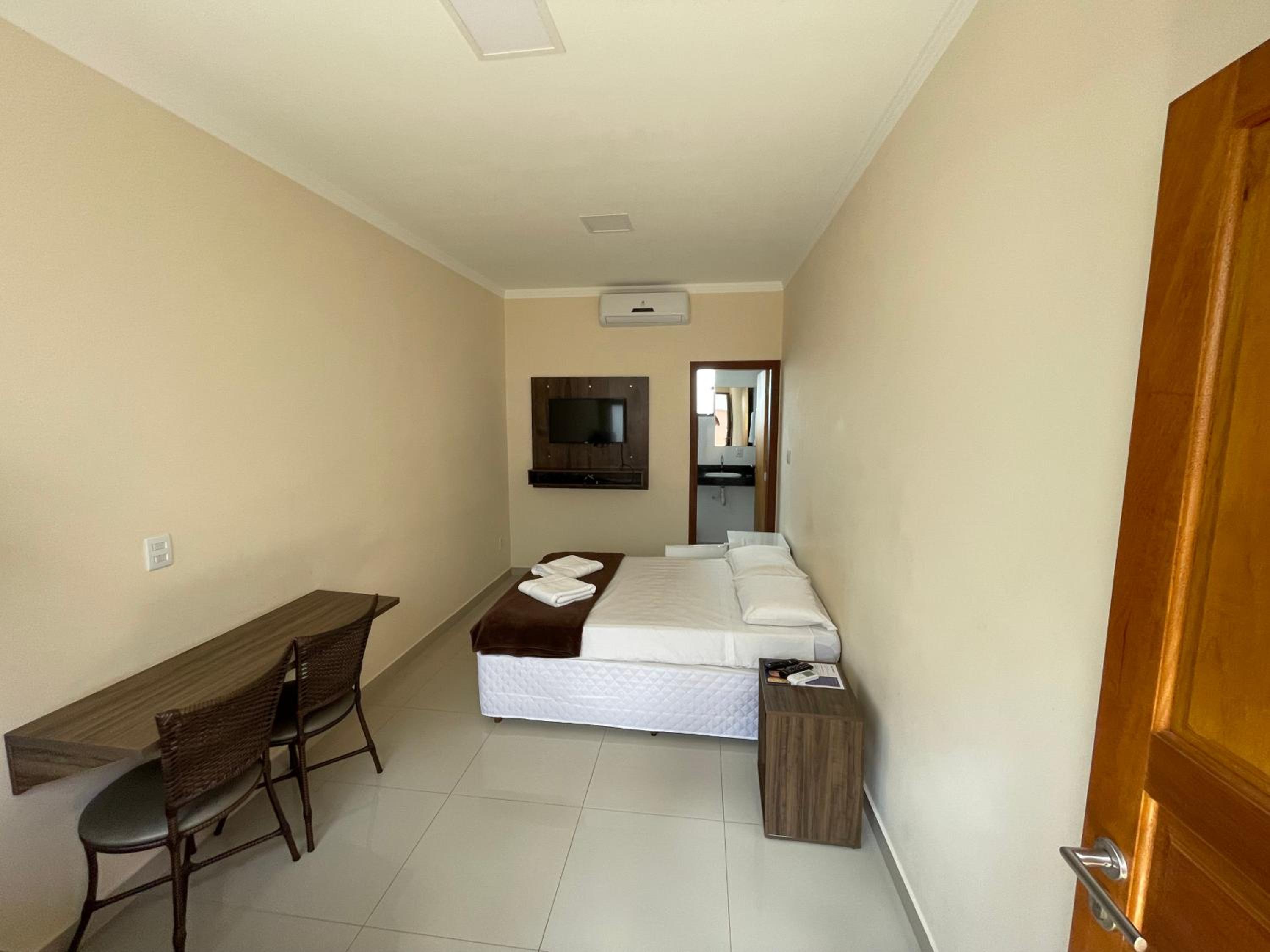 Standard Double Suite - Photo 5
