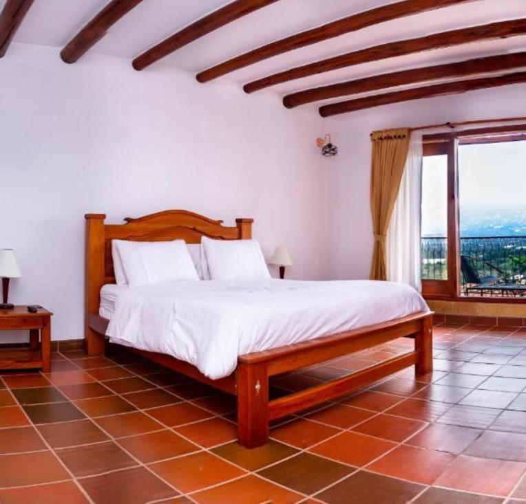 Double Room with Balcony photo 2