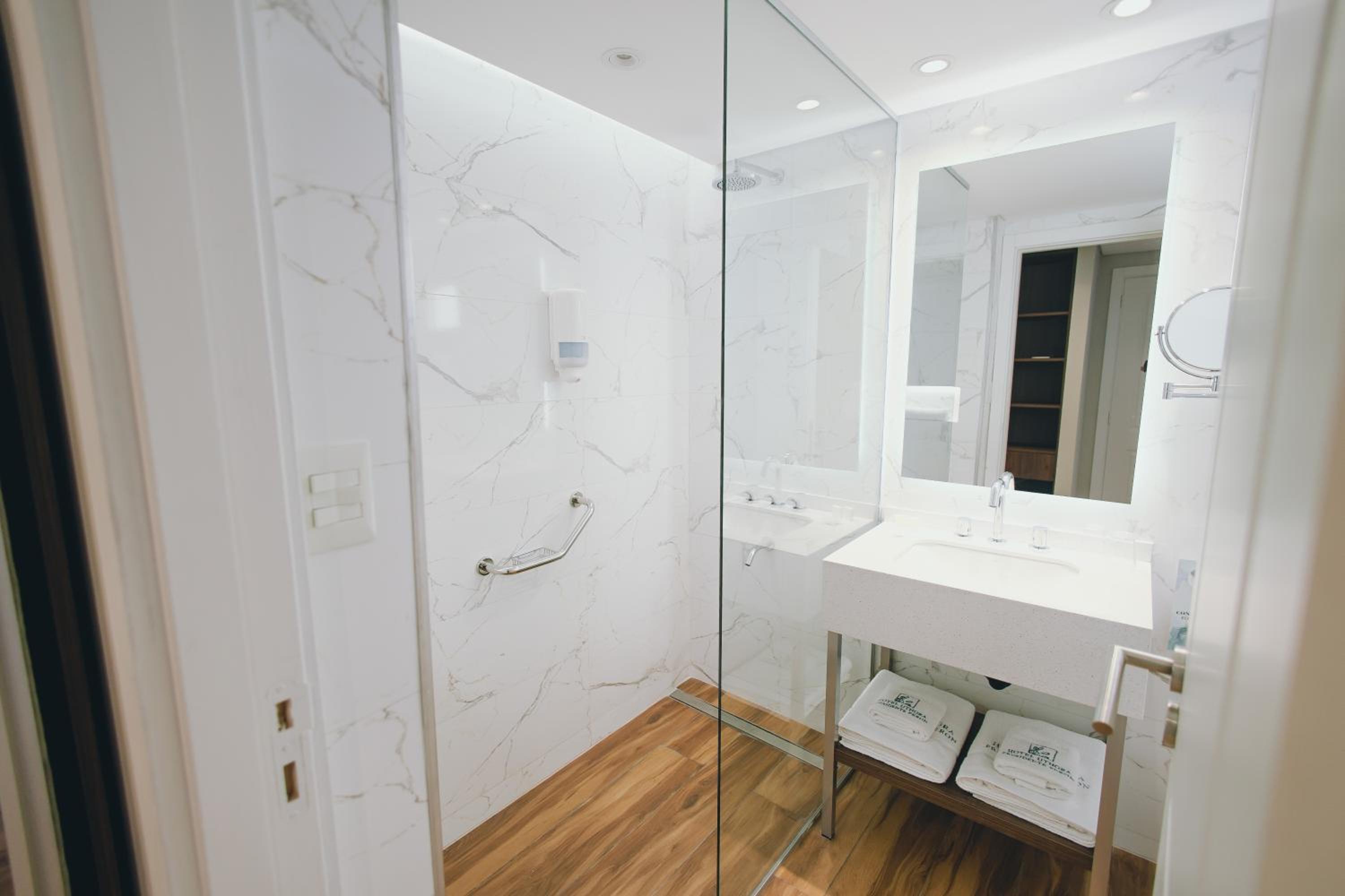 Superior Double or Twin Room photo 2